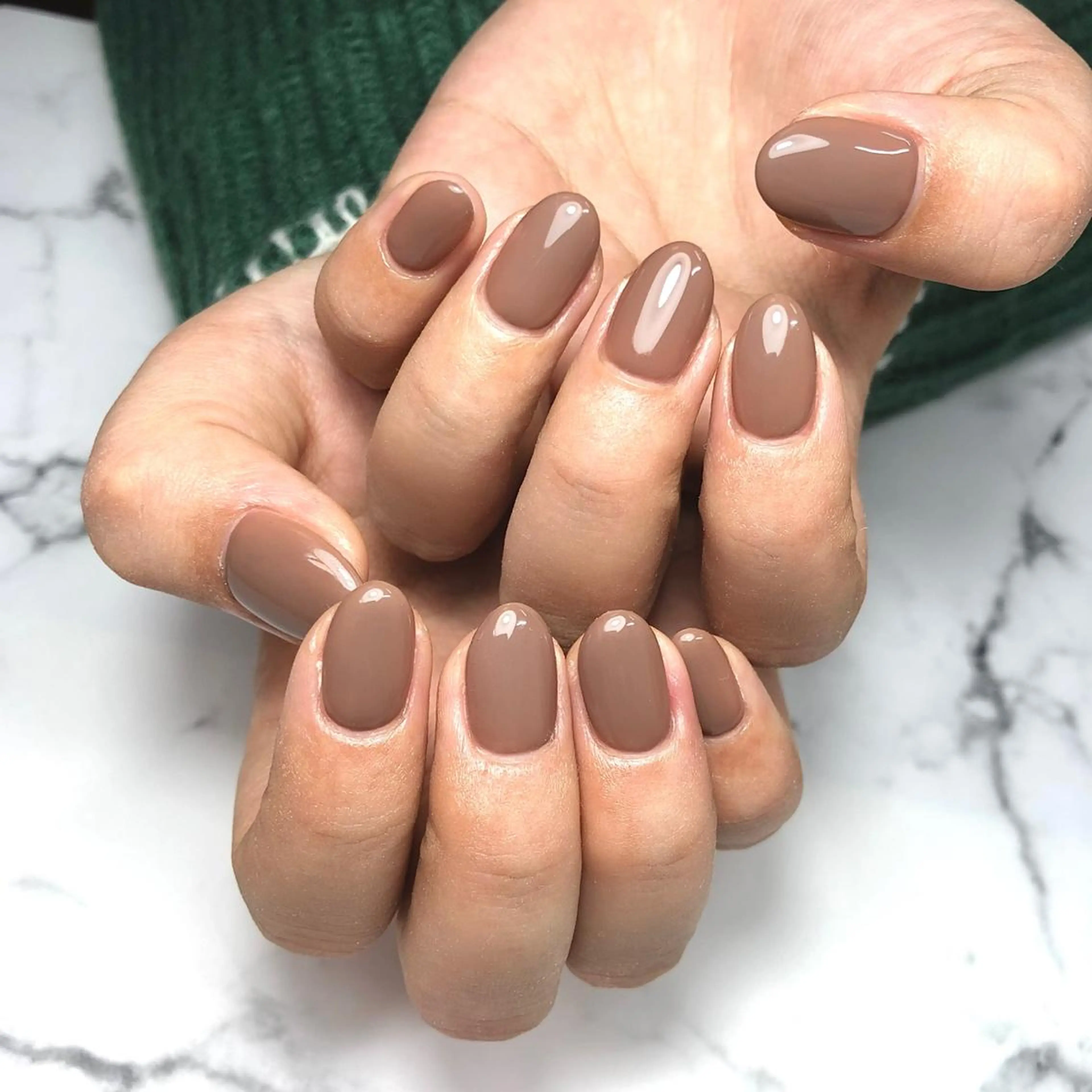 ネイル ブラウン 持ち込み ワンカラーネイル ショートネイル シンプルネイル ハンドネイル NAIL NOWのネイルデザイン