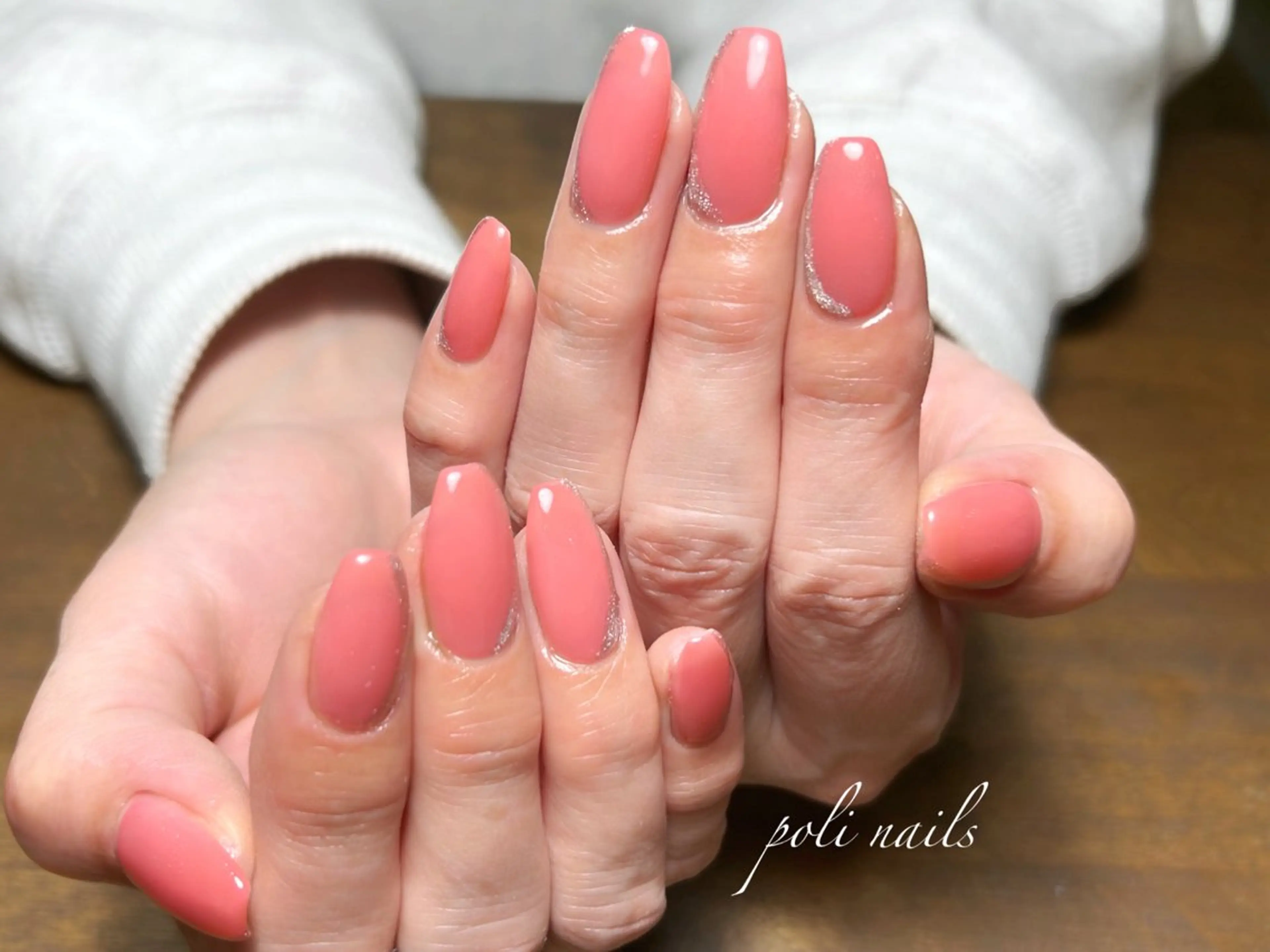 ネイル poli nailsのネイルデザイン