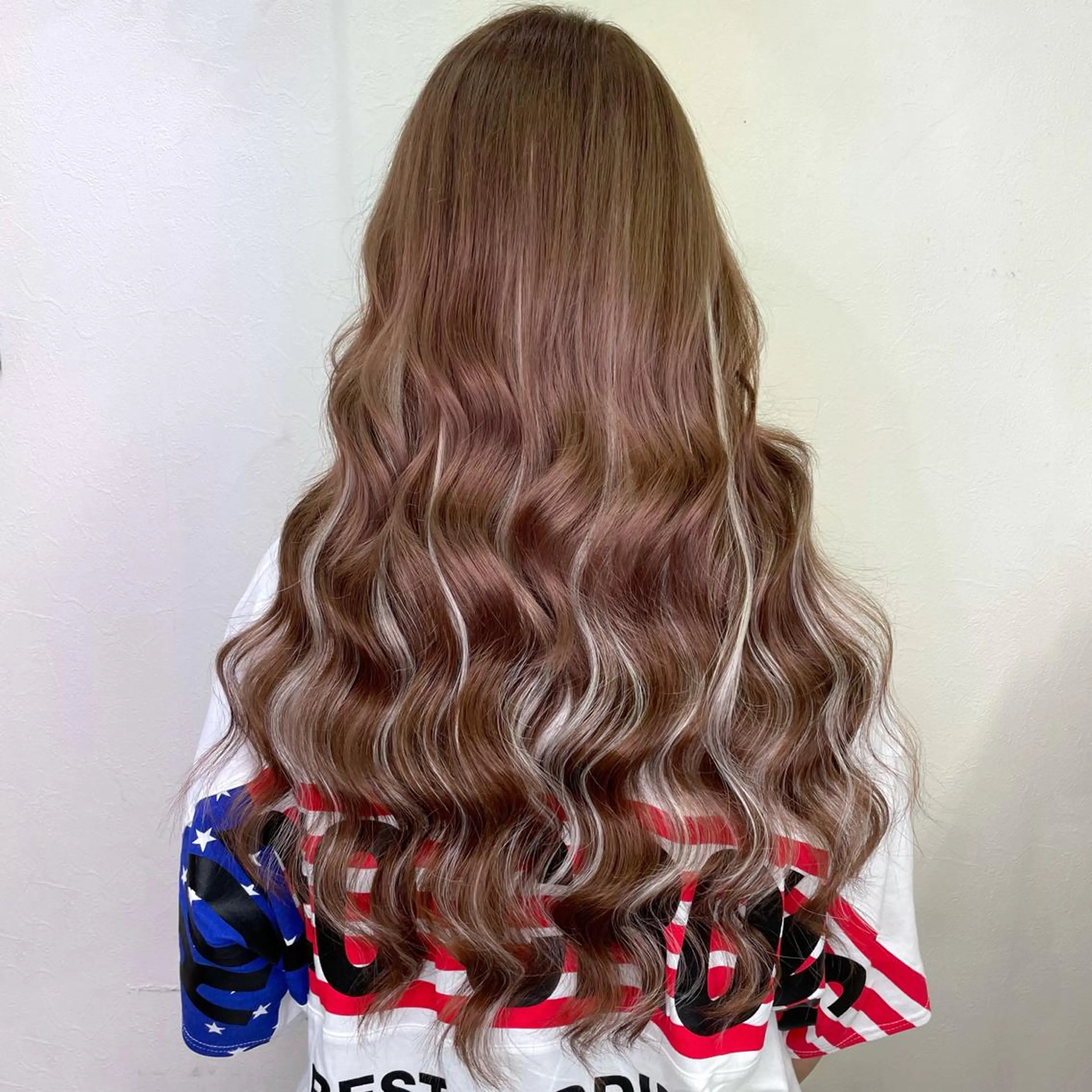 ロング カラー ブラウンカラー ハイライトカラー エクステ ハイライト ヘアカラー エクステ 池袋🧡ダブルカラー /馴染ませエクステのヘアスタイル
