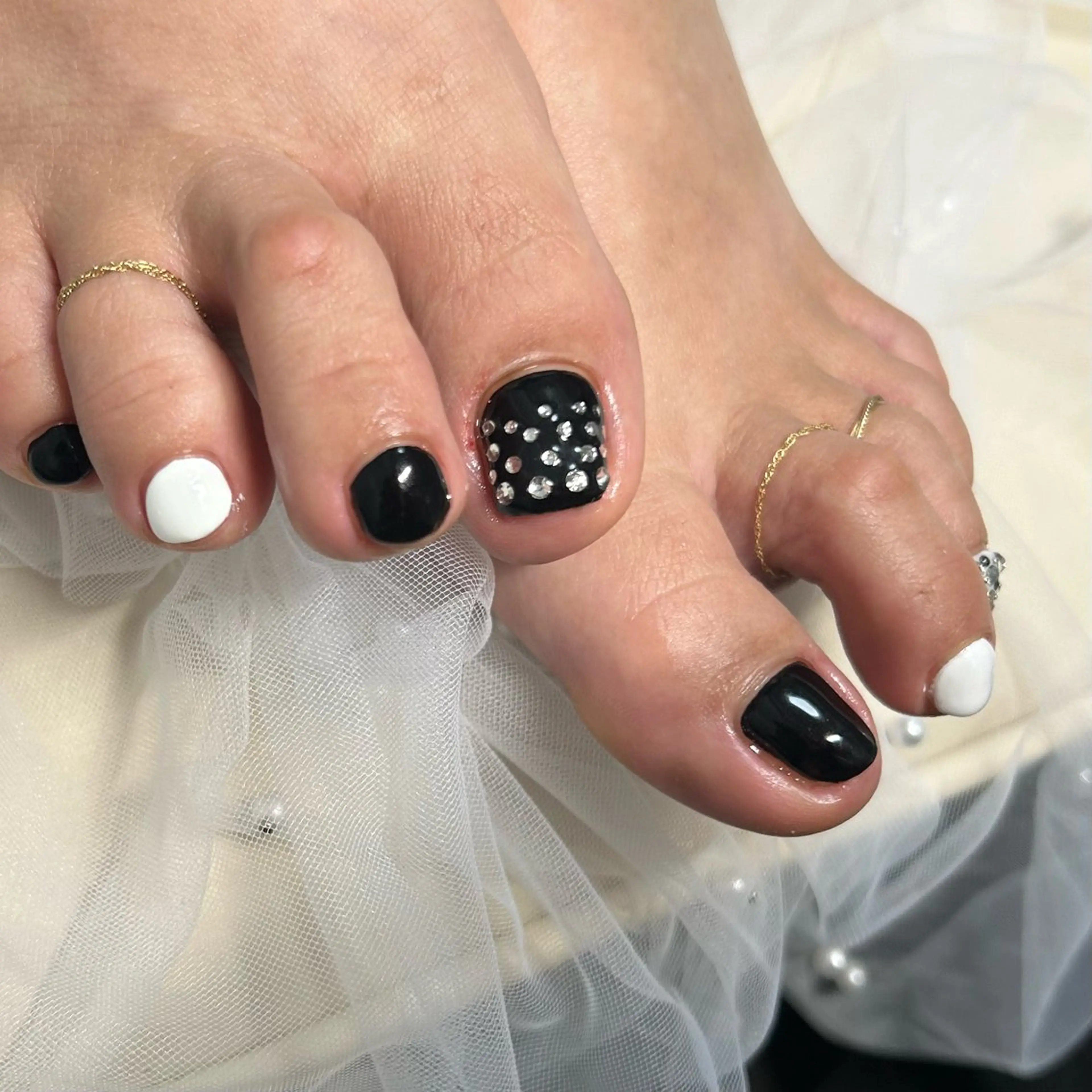 ネイル フットネイル キラキラネイル フットネイル ten nail salon　かえでのネイルデザイン