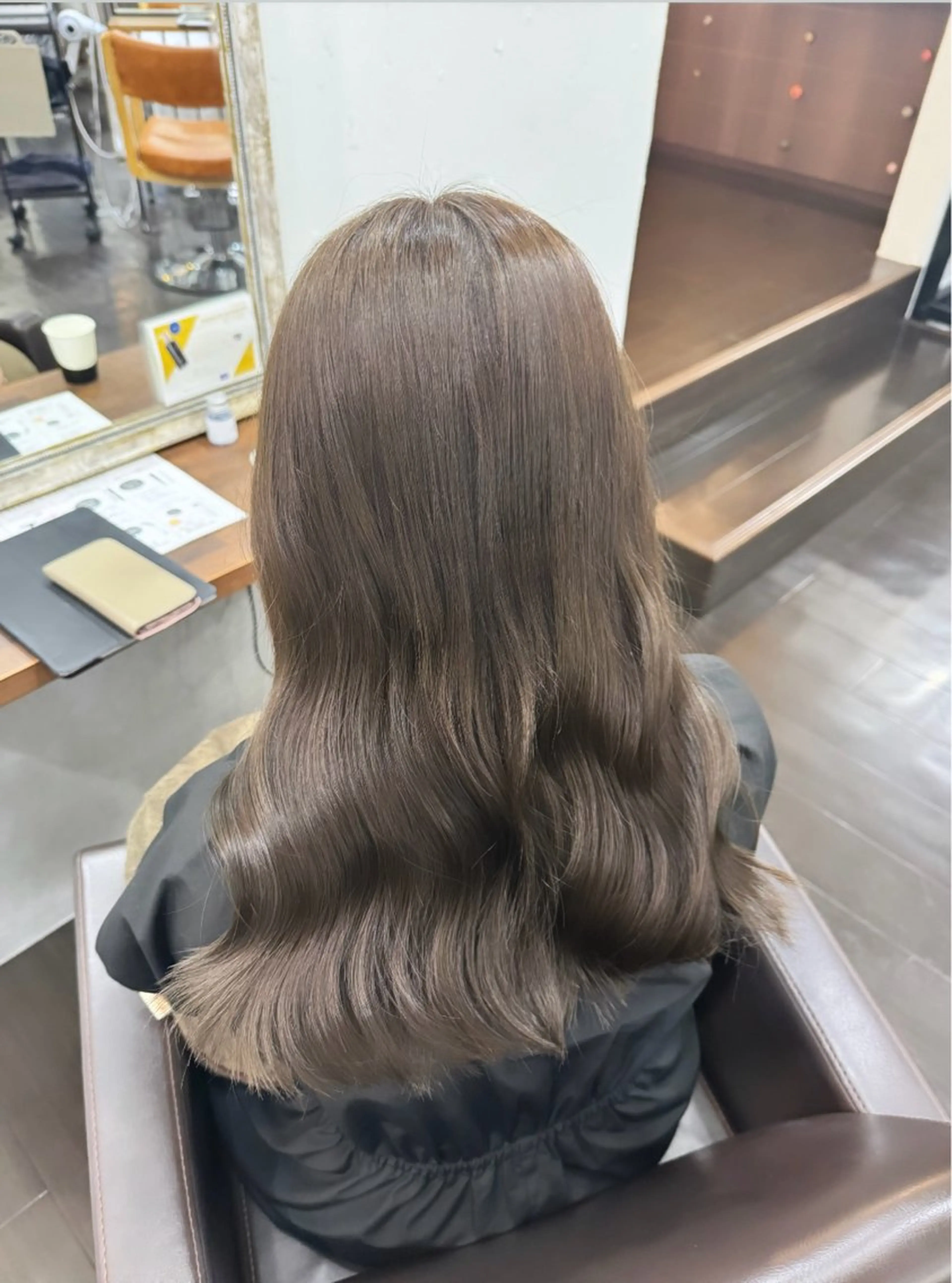 ロング ヘアカラー トリートメント 難波 茜のヘアスタイル
