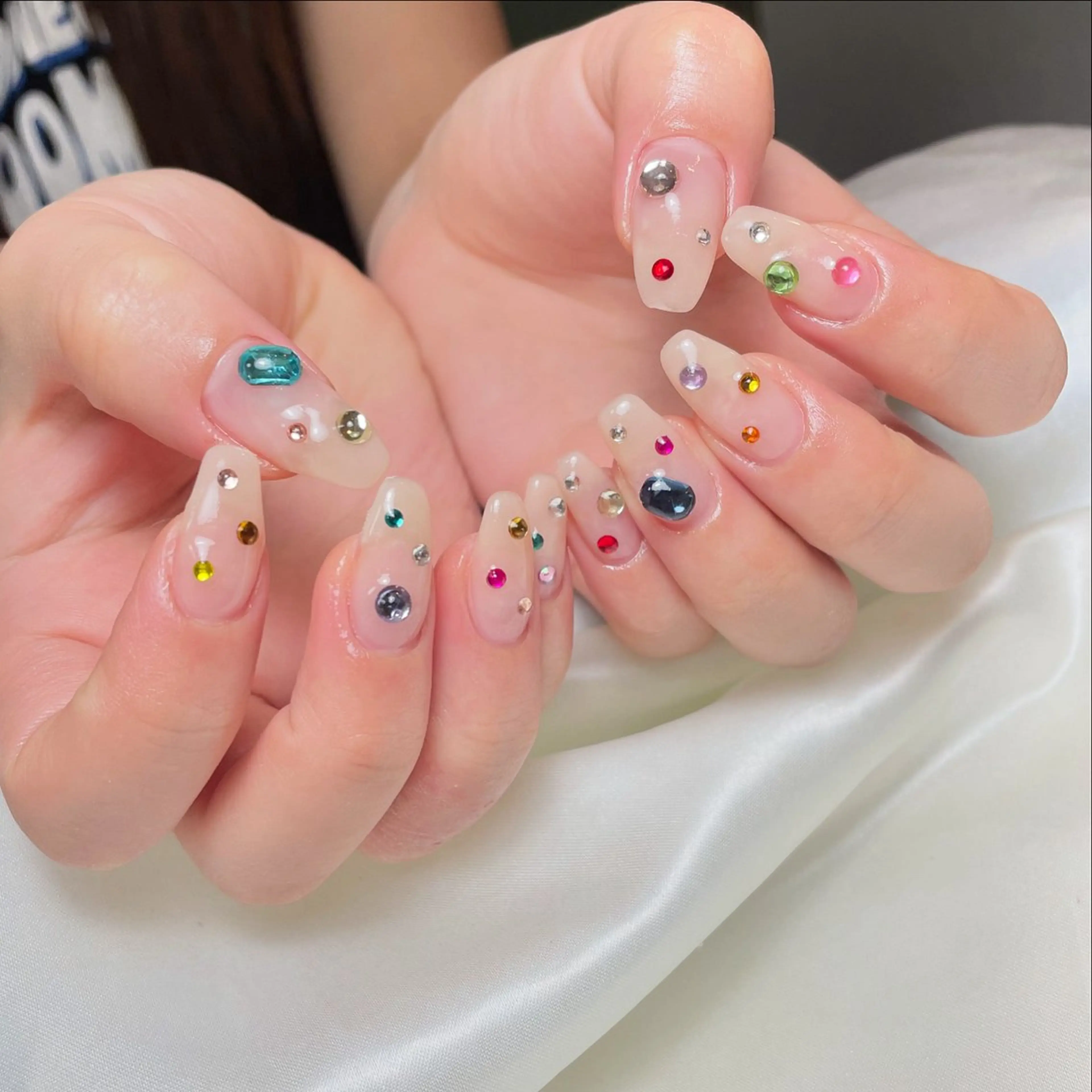 ネイル ハンドネイル フットネイル S LOUNGE NAIL所属・パーツたくさん🍓 SUMIのネイルデザイン