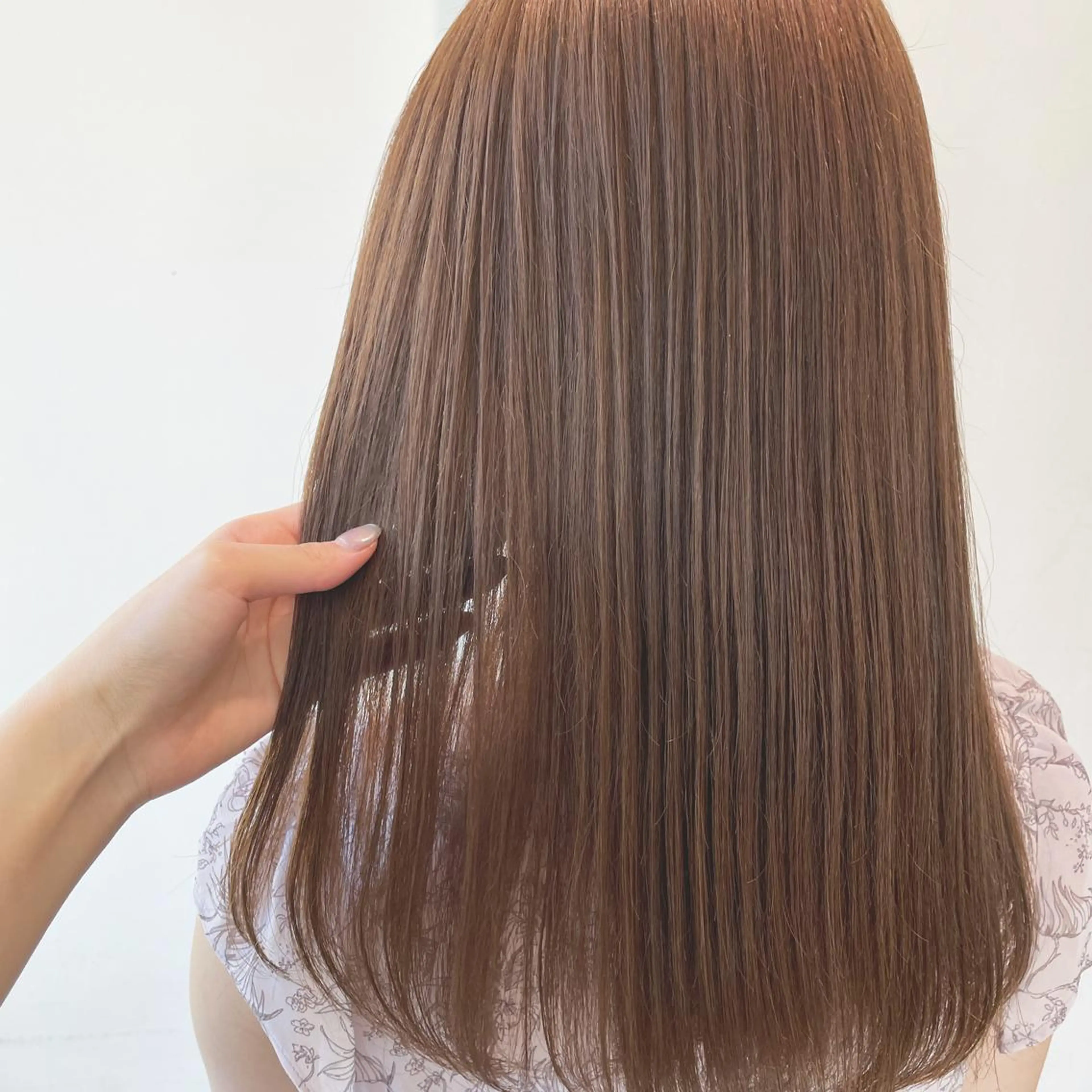 ミディアム カラー 🪞韓国🤍大人っぽ 艶髪🤍FRUITSのヘアスタイル