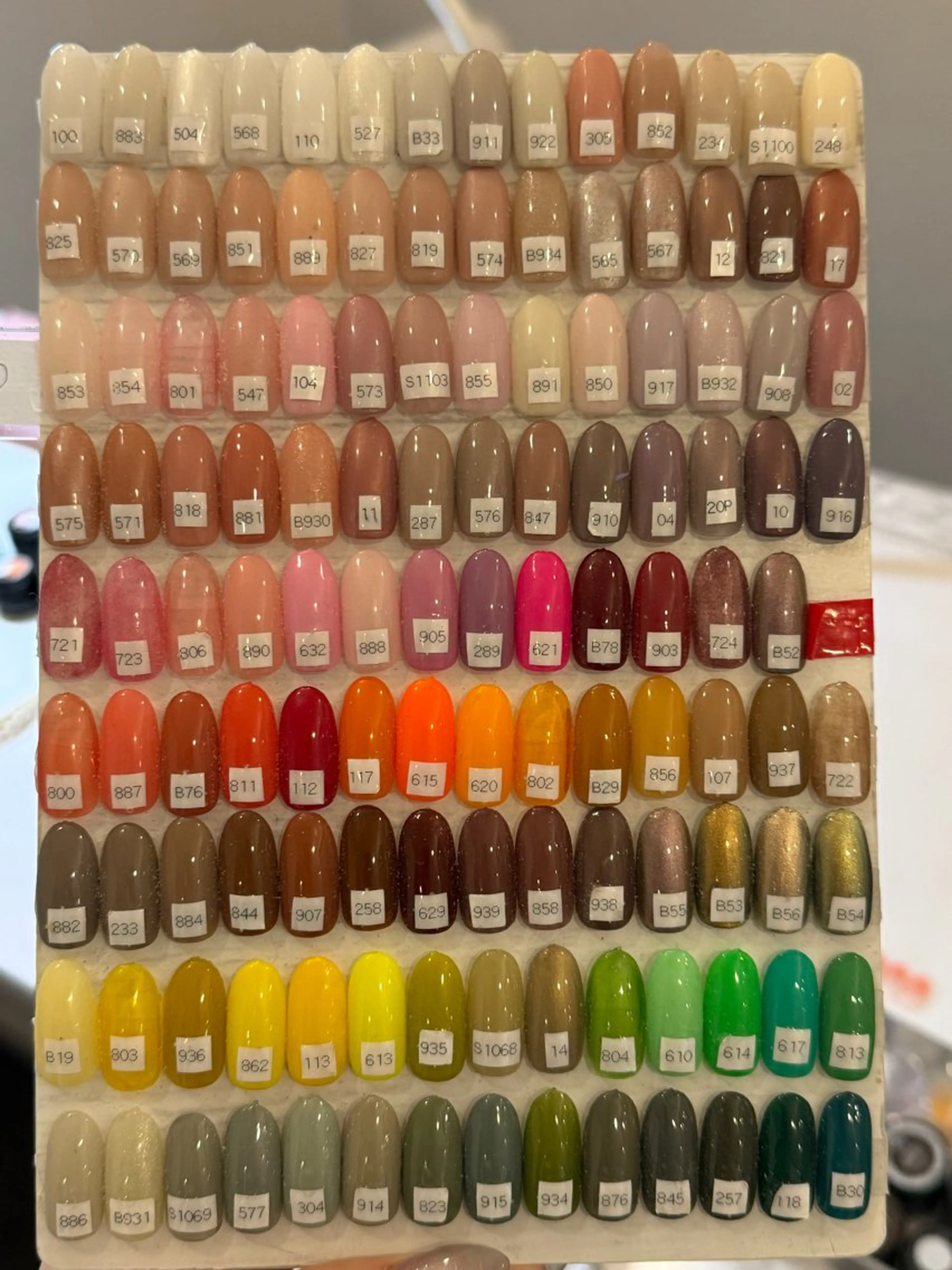 ネイル CHOUETTE YUMIのネイルデザイン