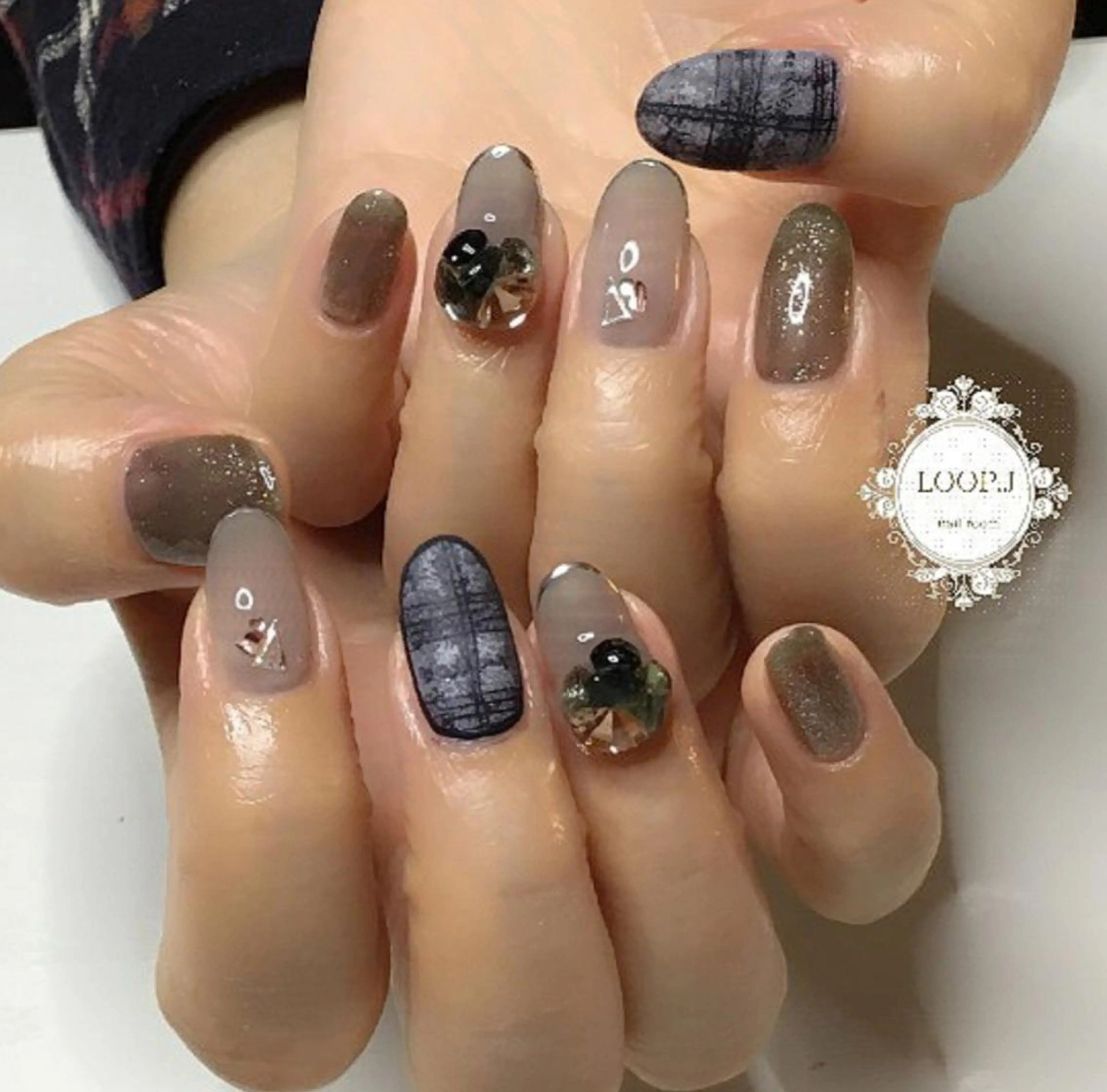ネイル ハンドネイル おおくぼ めぐみのネイルデザイン