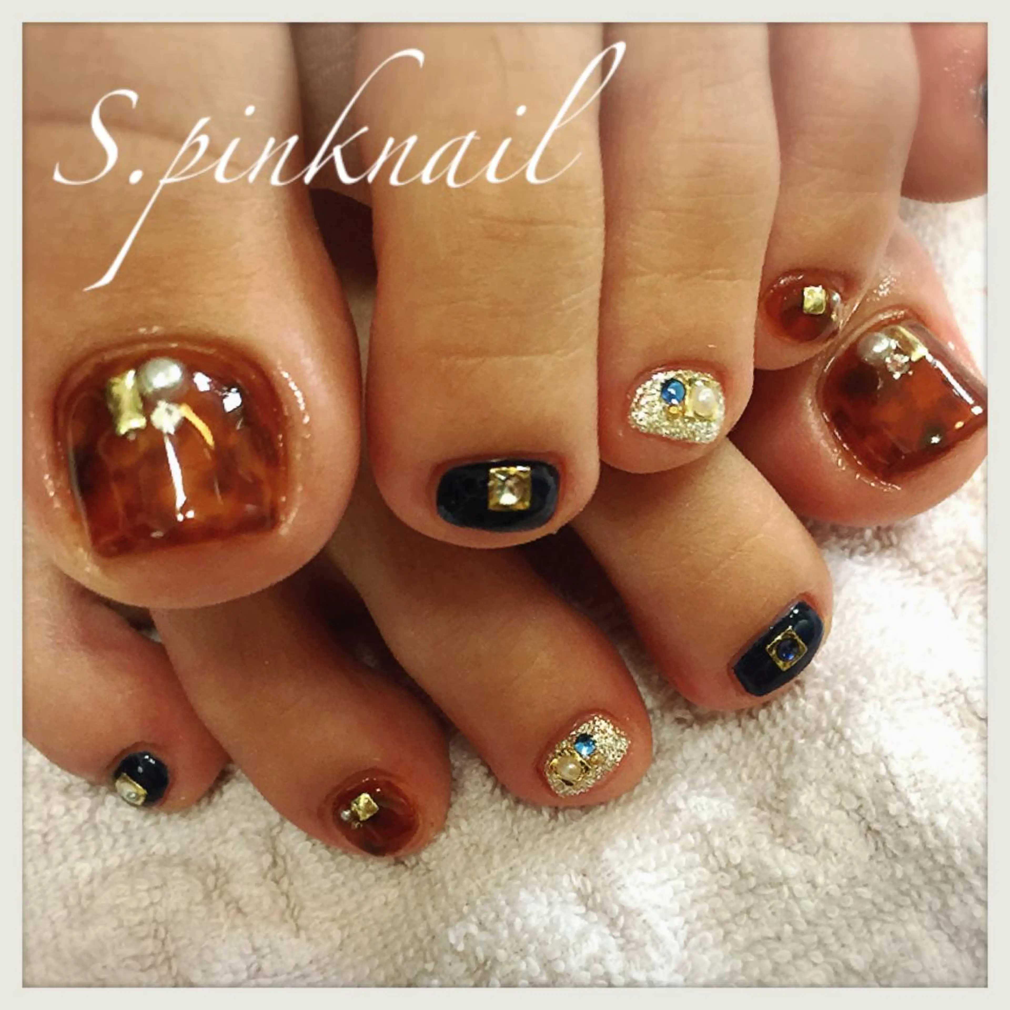 ネイル べっ甲ネイル フットネイル Sincerely ☺︎のネイルデザイン