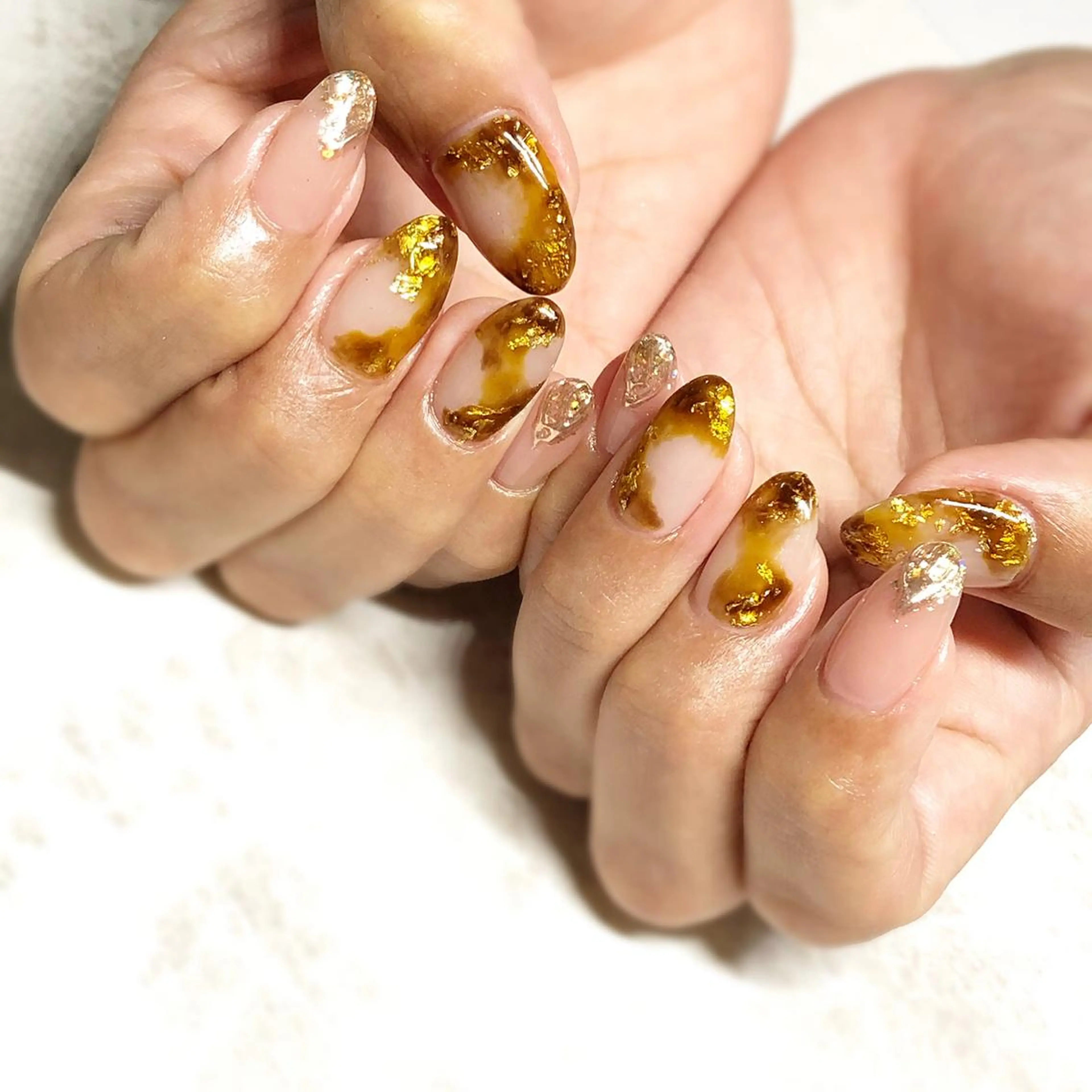 ネイル べっ甲ネイル ニュアンスネイル nail salon Regaosのネイルデザイン