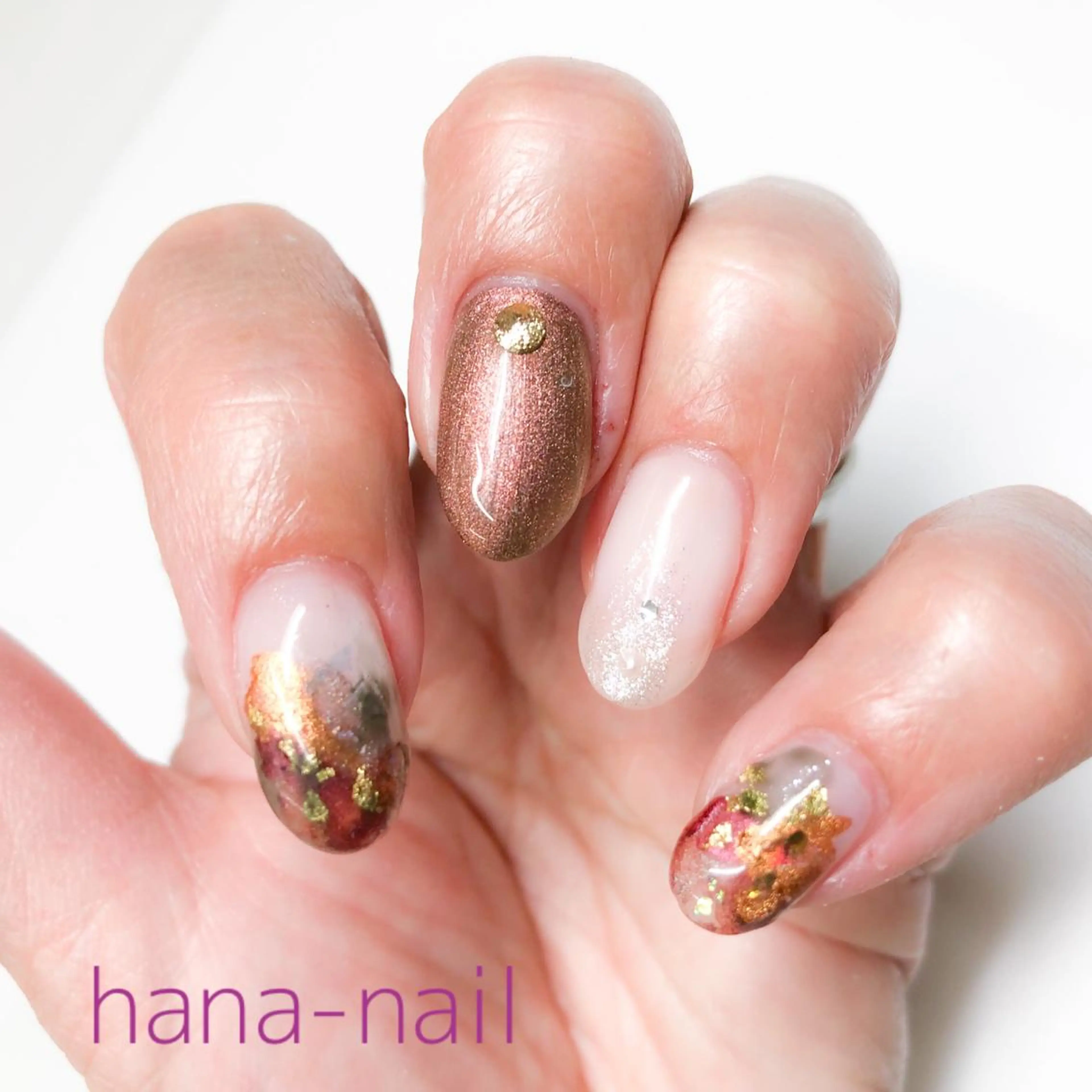 ネイル ゴールド Kao hana-nailのネイルデザイン