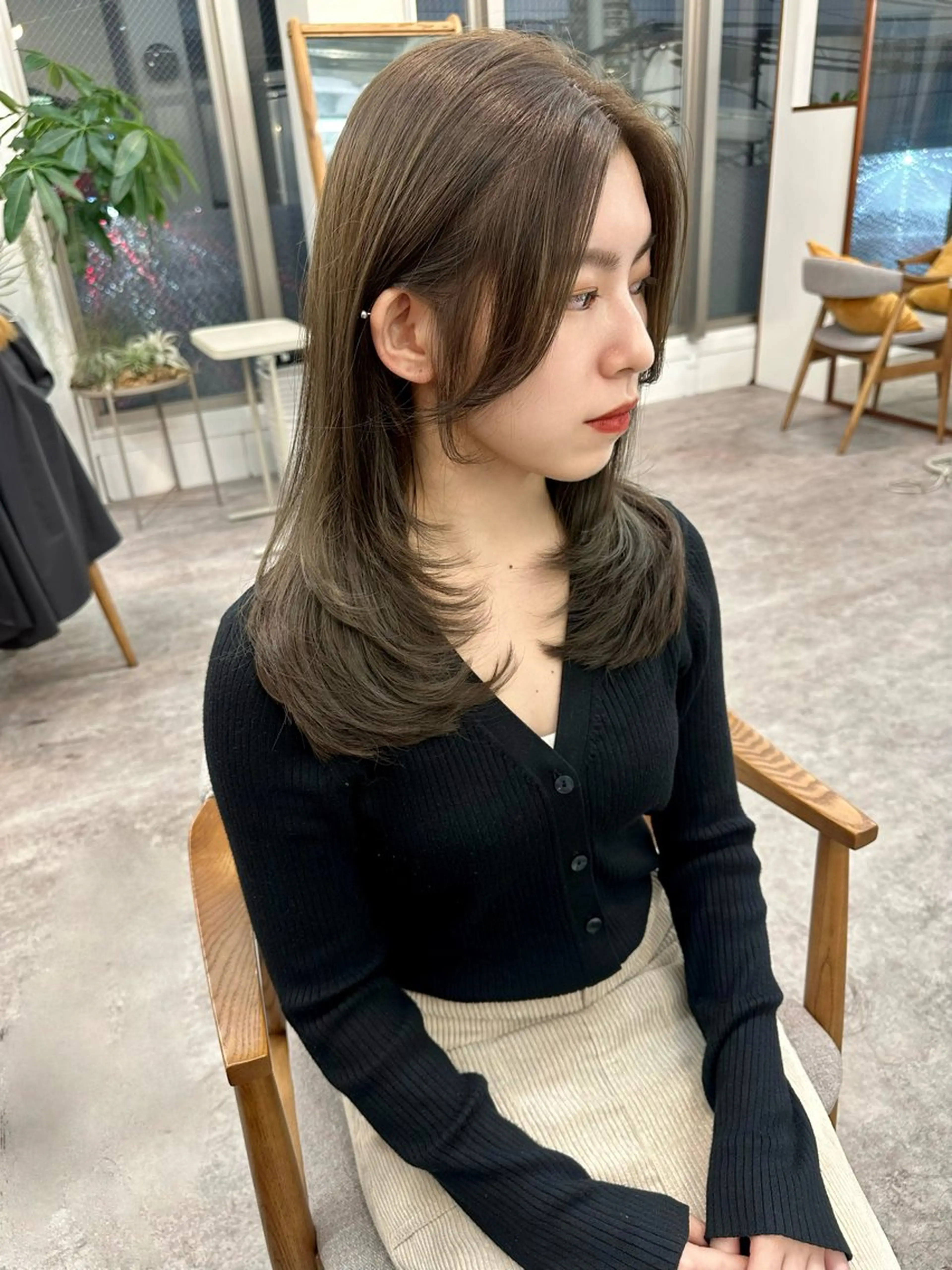 ロング カラー カット ヘアカラー トリートメント chama レイヤーカットのヘアスタイル