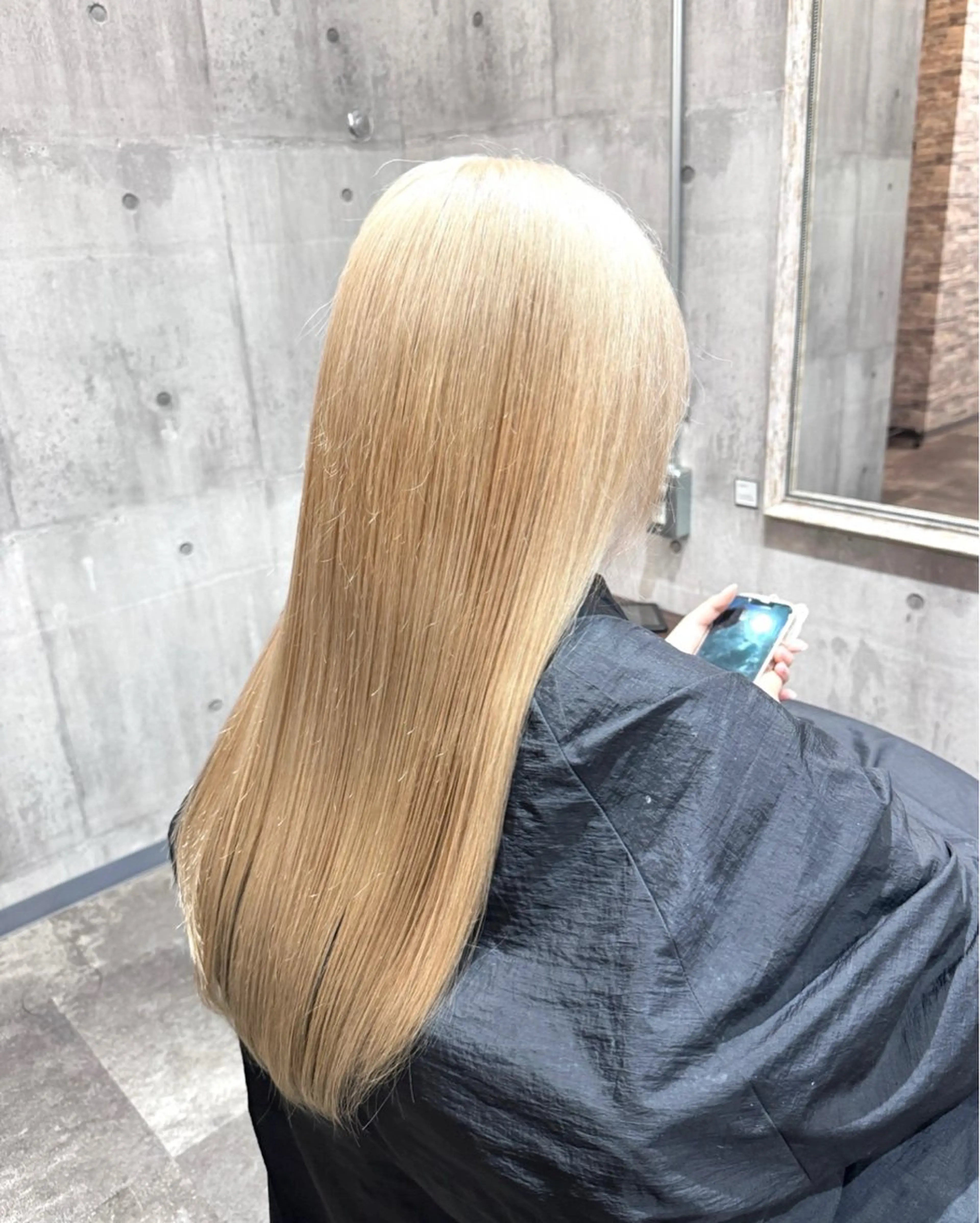 カラー ブロンド 藤岡 【ｌｉｔ．】のヘアスタイル