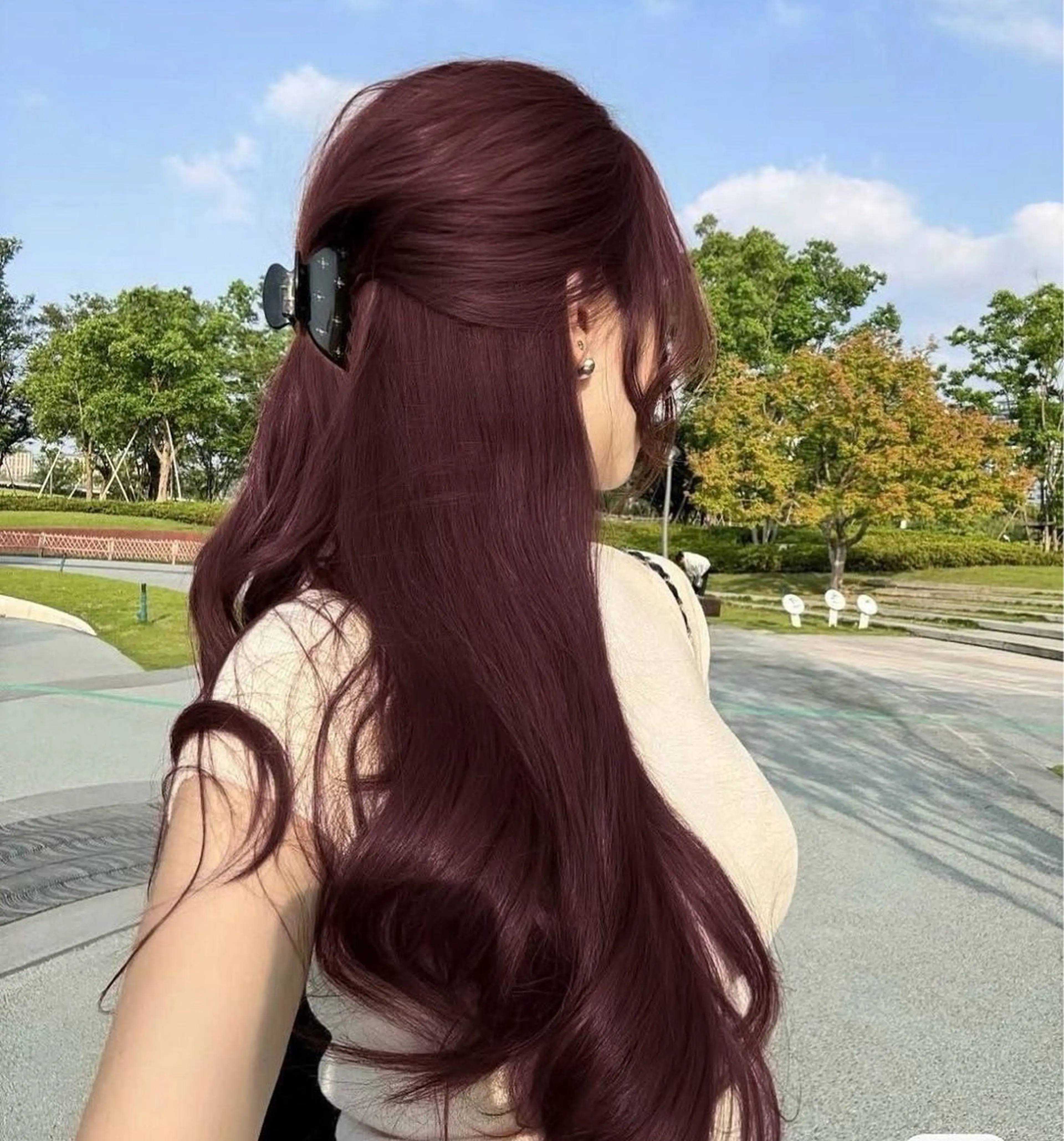 ロング カラー ヘアアレンジ 黒髪 ラベンダーカラー カット ヘアカラー トリートメント ヘッドスパ ヘアセット 💎韓国/ レイヤー カット/ 暖色🫧のヘアスタイル