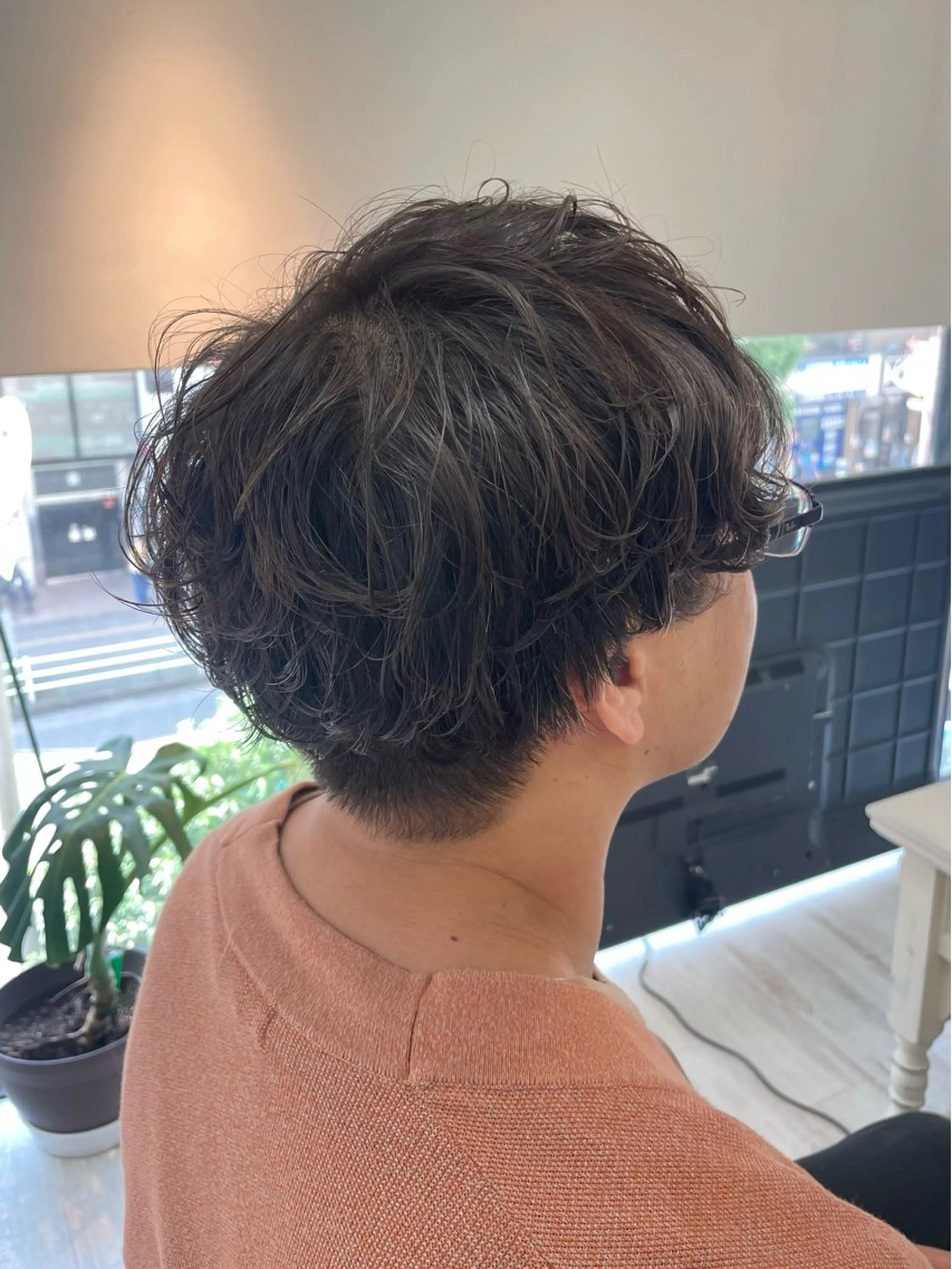 ショート カット パーマ 新籾 尚哉のヘアスタイル