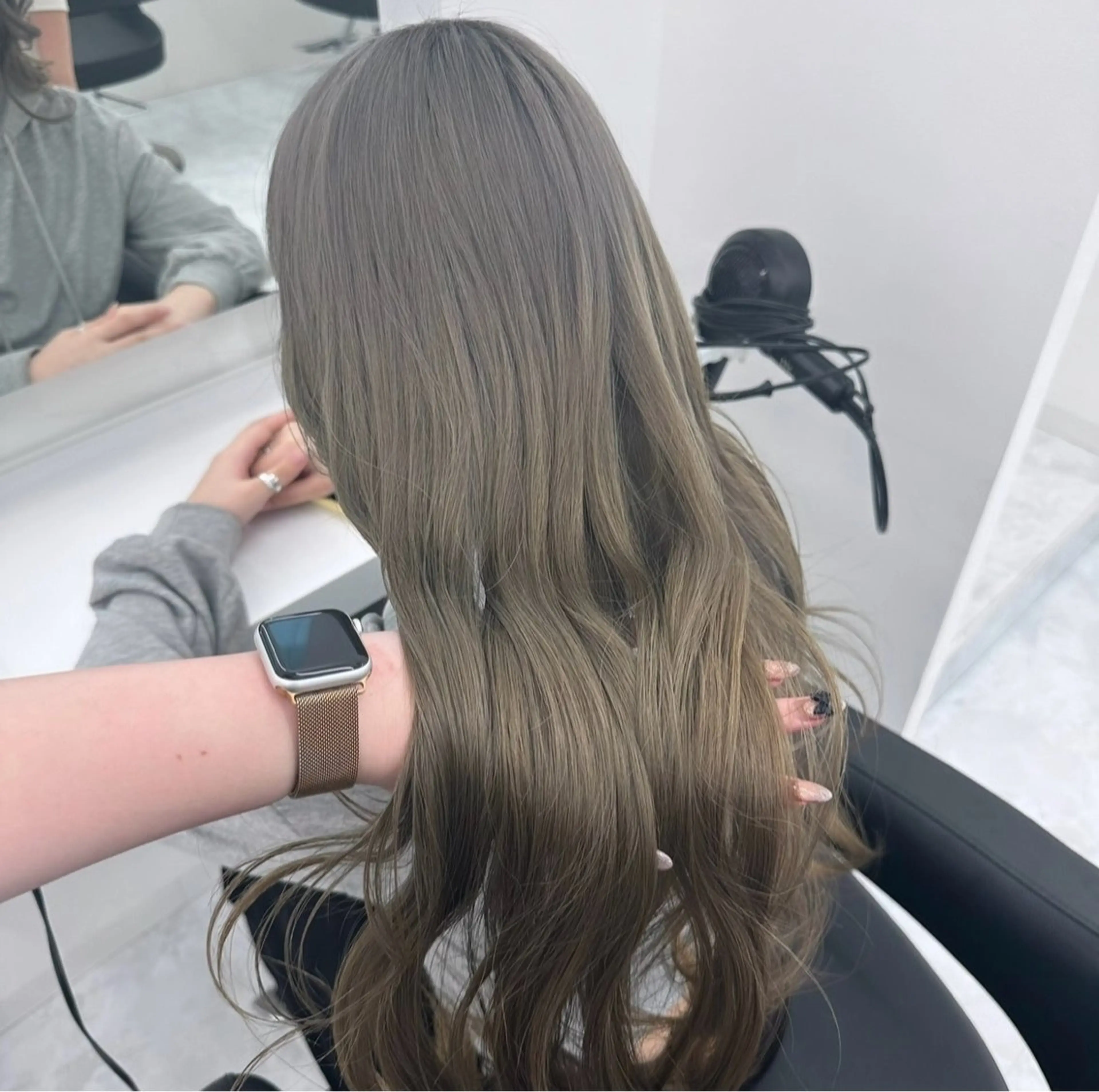 ロング 抜け感hair Mayu/ブリーチのヘアスタイル