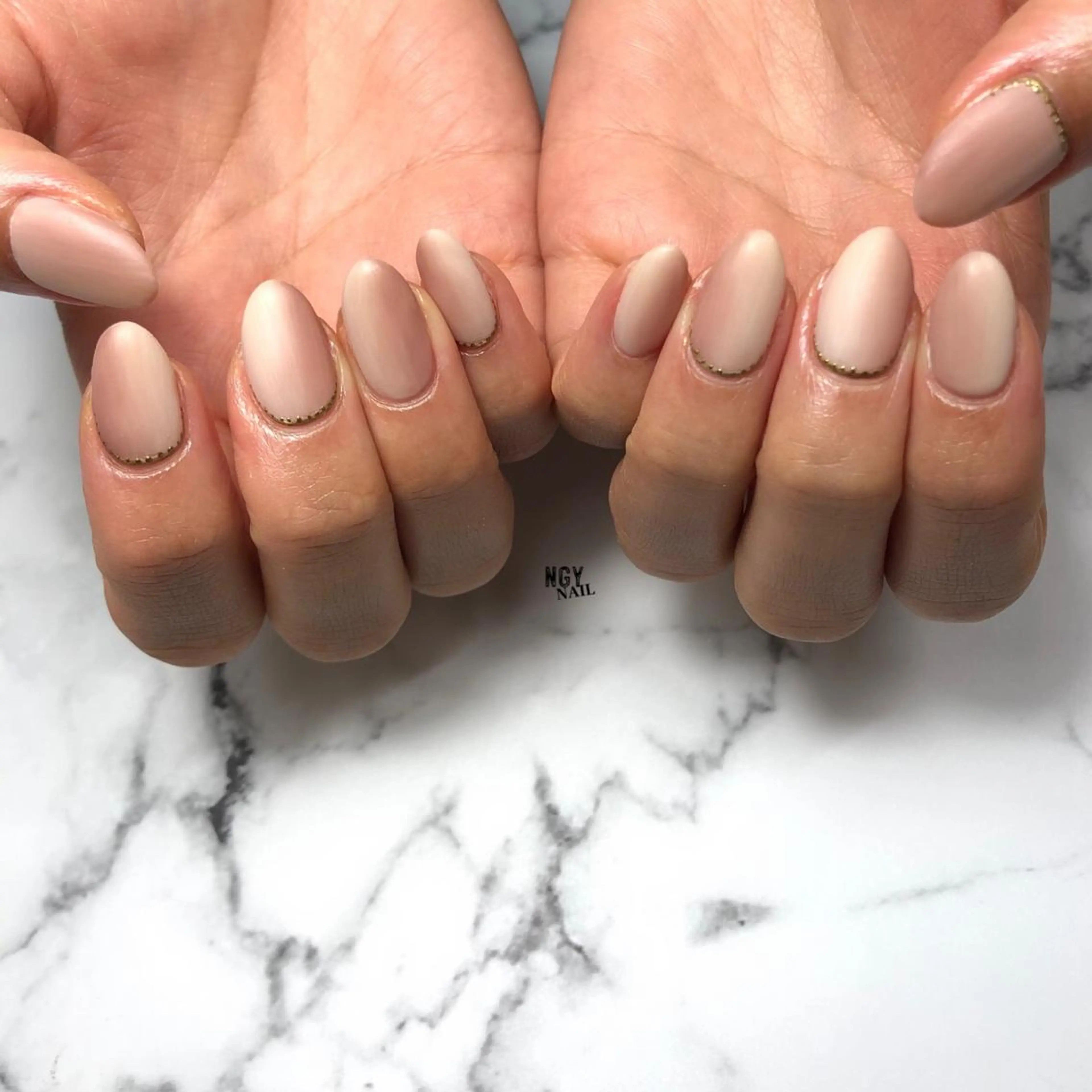 ネイル ジェルネイル グラデーション マットネイル ニュアンスネイル ワンカラーネイル ハンドネイル NAIL NOWのネイルデザイン