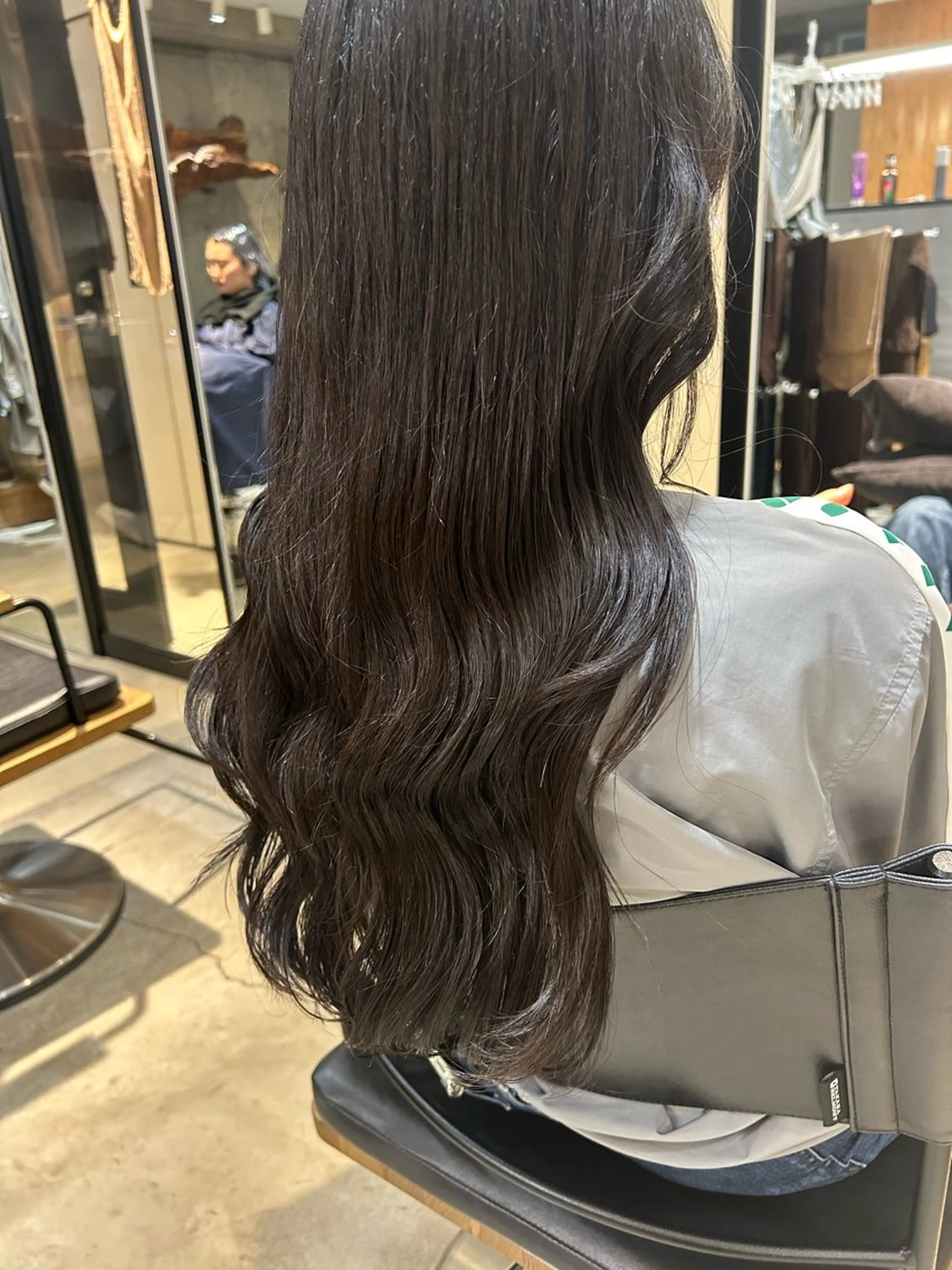 ロング カラー 馬場 菜乃夏のヘアスタイル