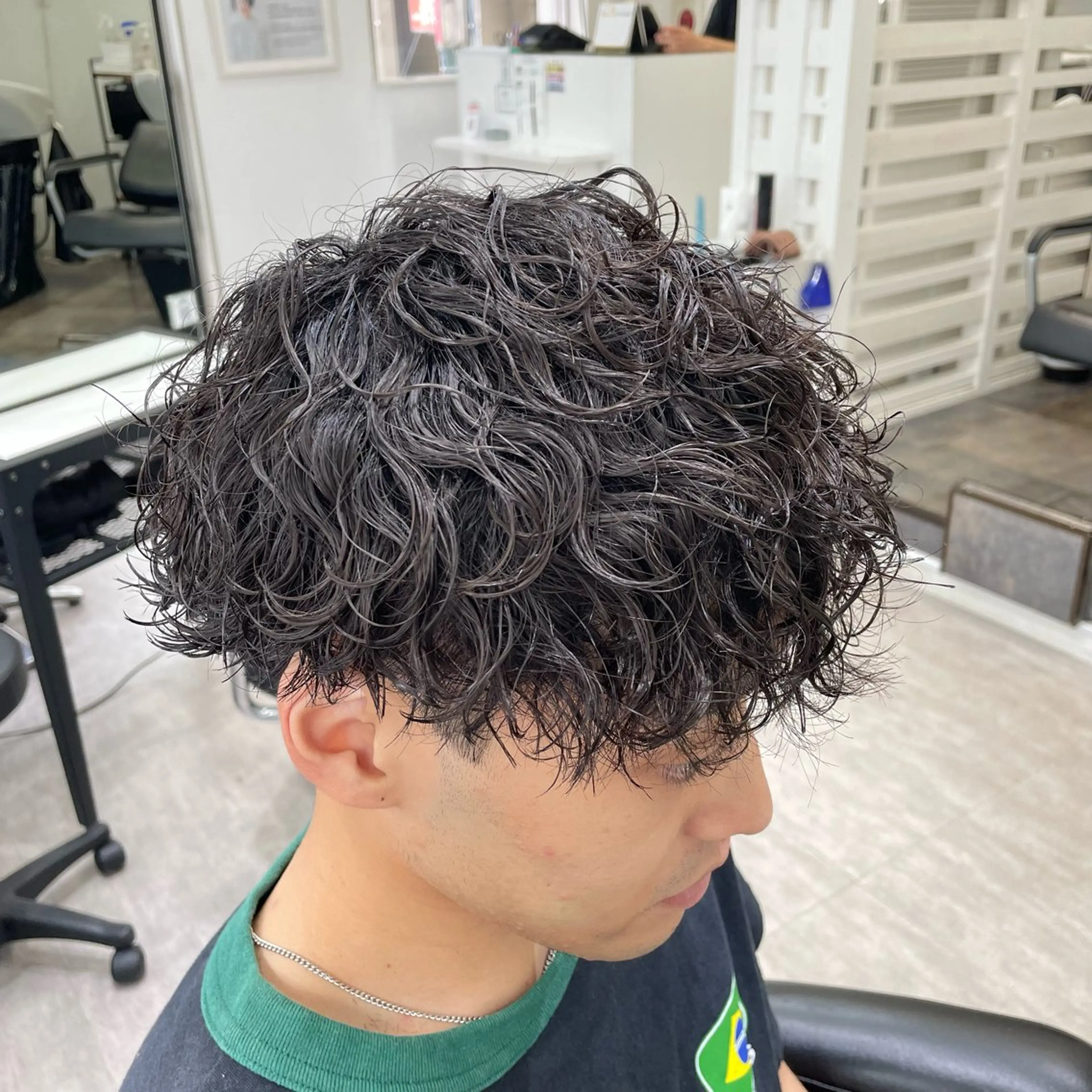 パーマ メンズ STUGS BARBERSHOP ByDAMDEE TOKYO 上野御徒町所属・メンズ専門💈 伊藤輝のヘアスタイル