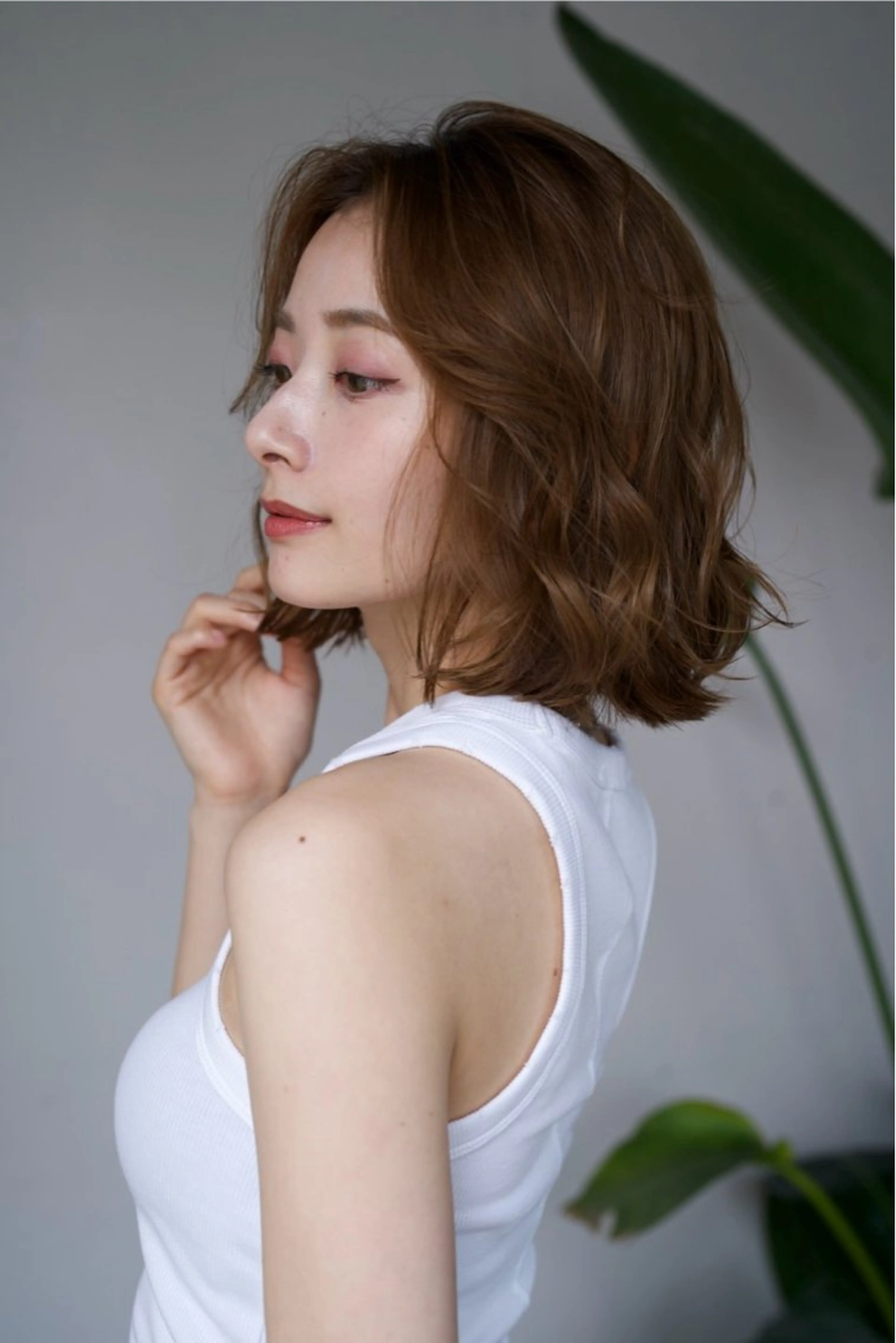 ミディアム パーマ 🇰🇷カ ット透明感カラー💐のヘアスタイル