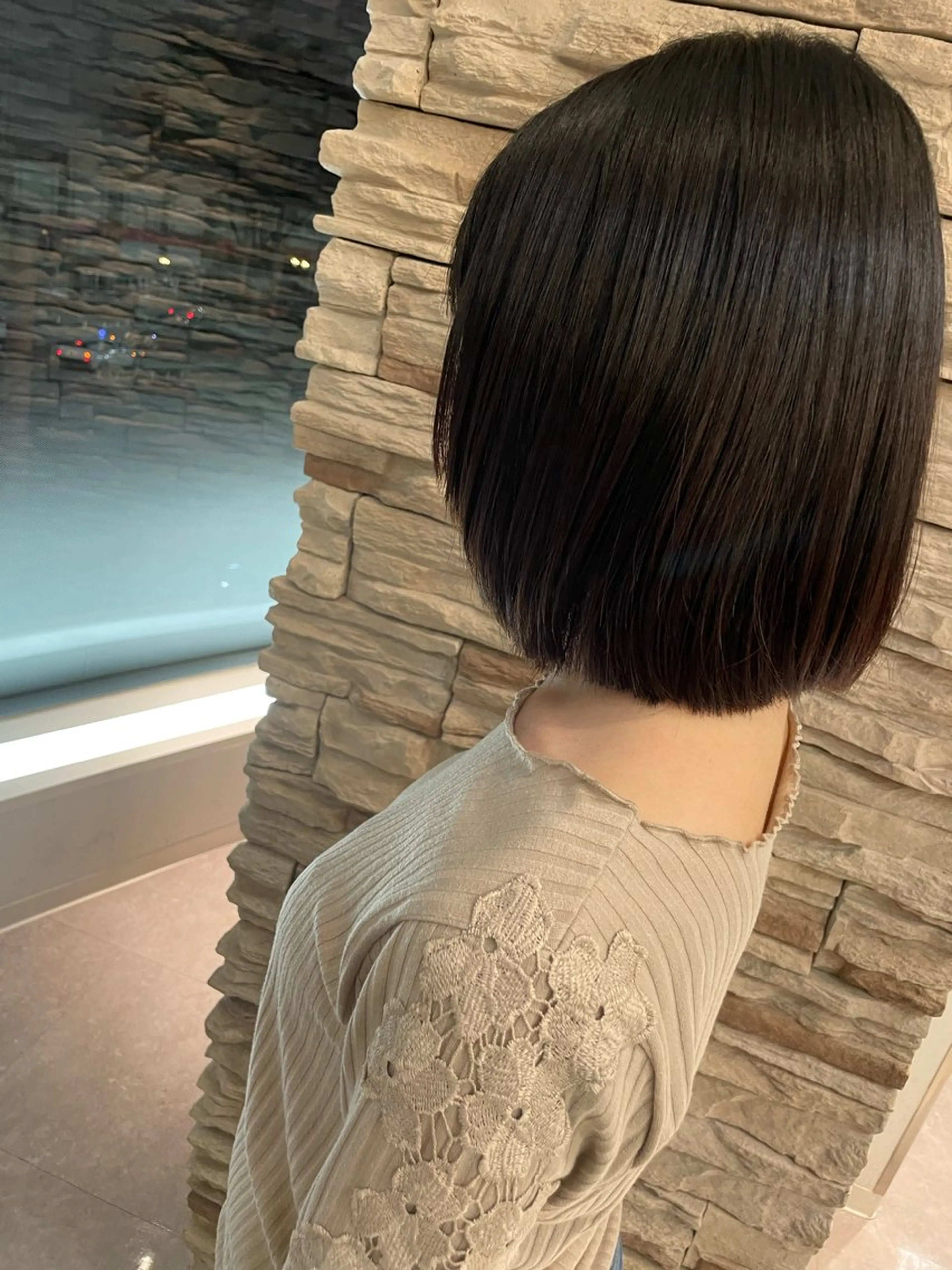 ミディアム 顔周りカット レイヤーカット レナークアリア 梅津美憂のヘアスタイル