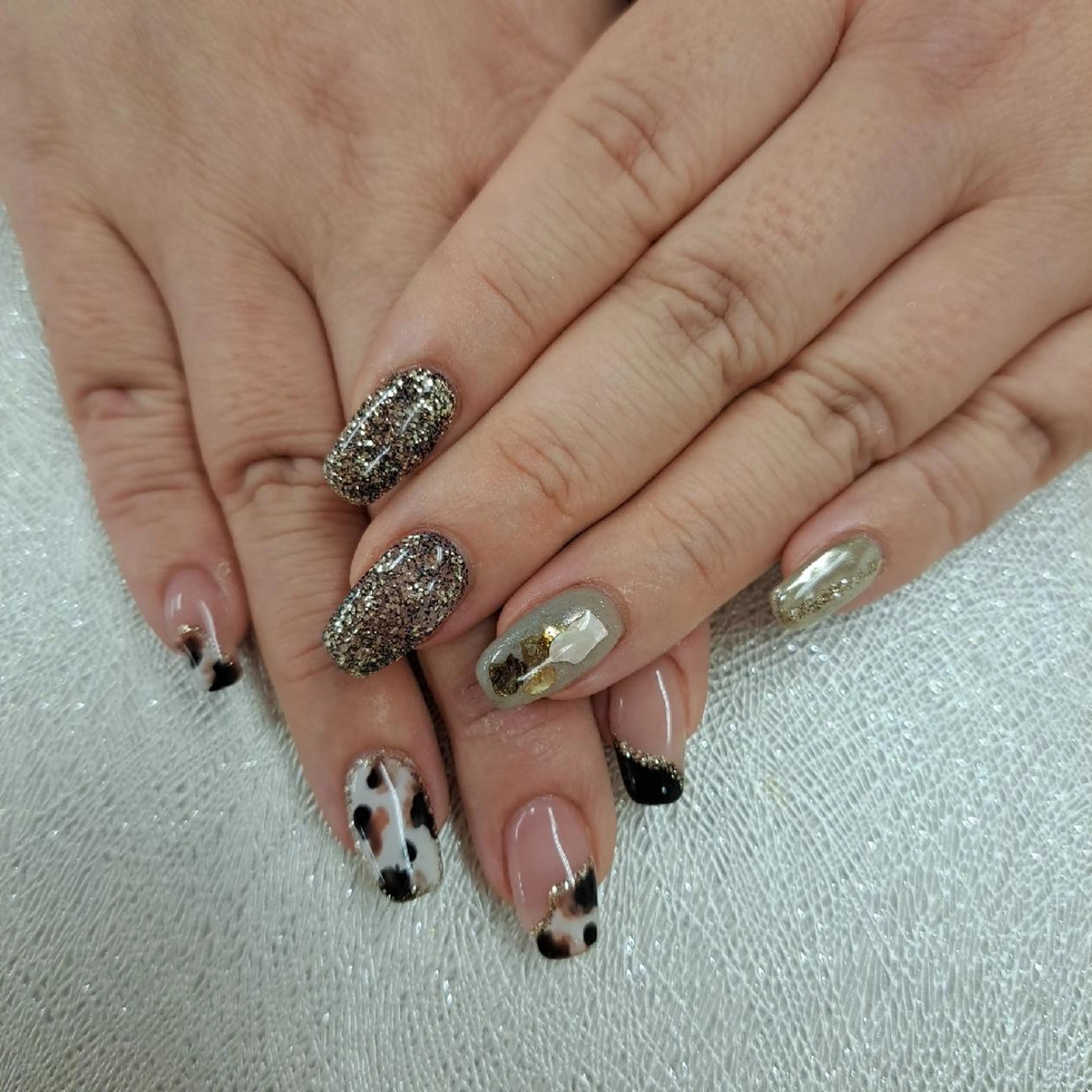 ネイル アートネイル ジェルネイル 持ち込み ニュアンスネイル パラジェル 河野ちえ (雑誌掲載サロン)のネイルデザイン