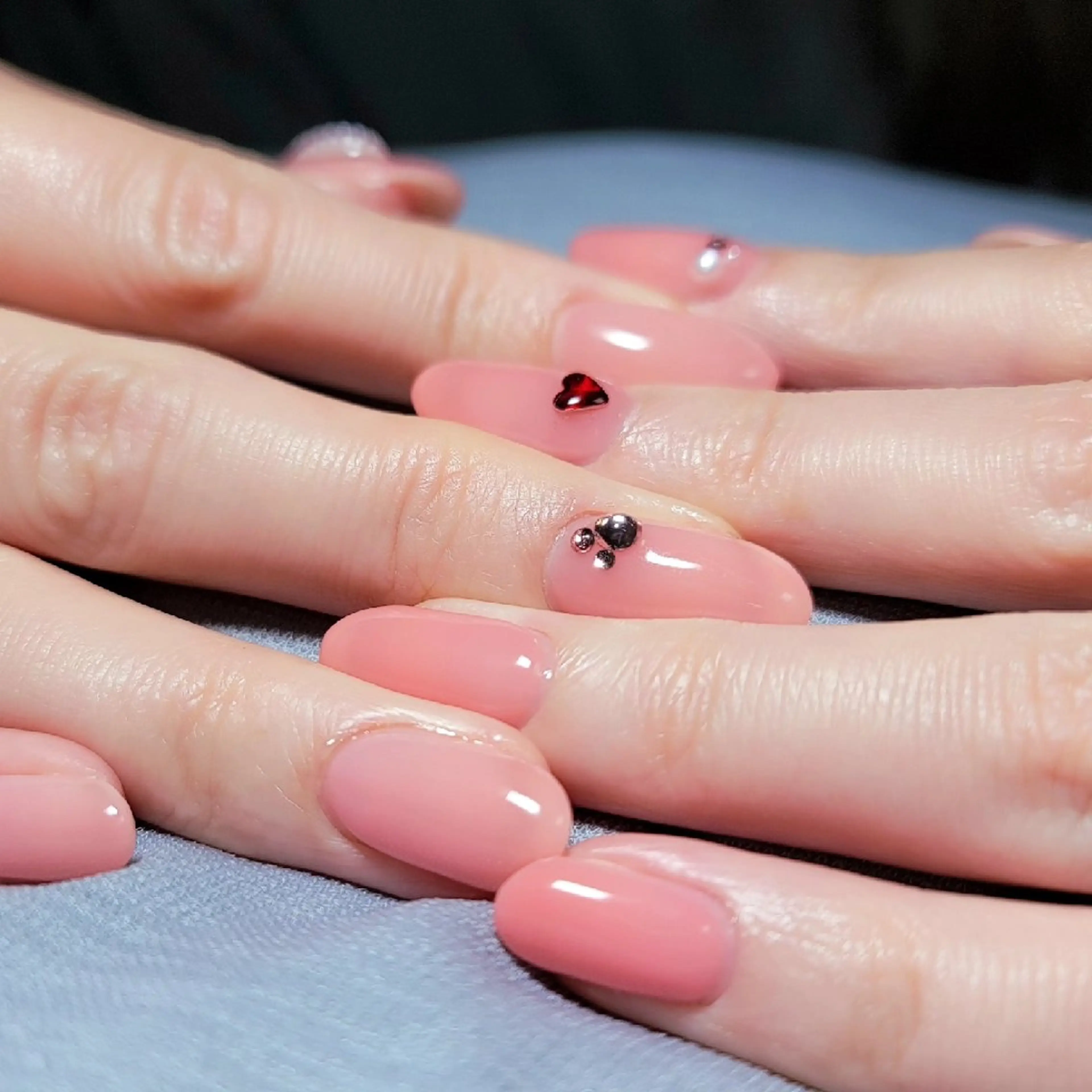 ネイル ワンカラーネイル ストーンネイル Nao 練習モデル募集中のネイルデザイン