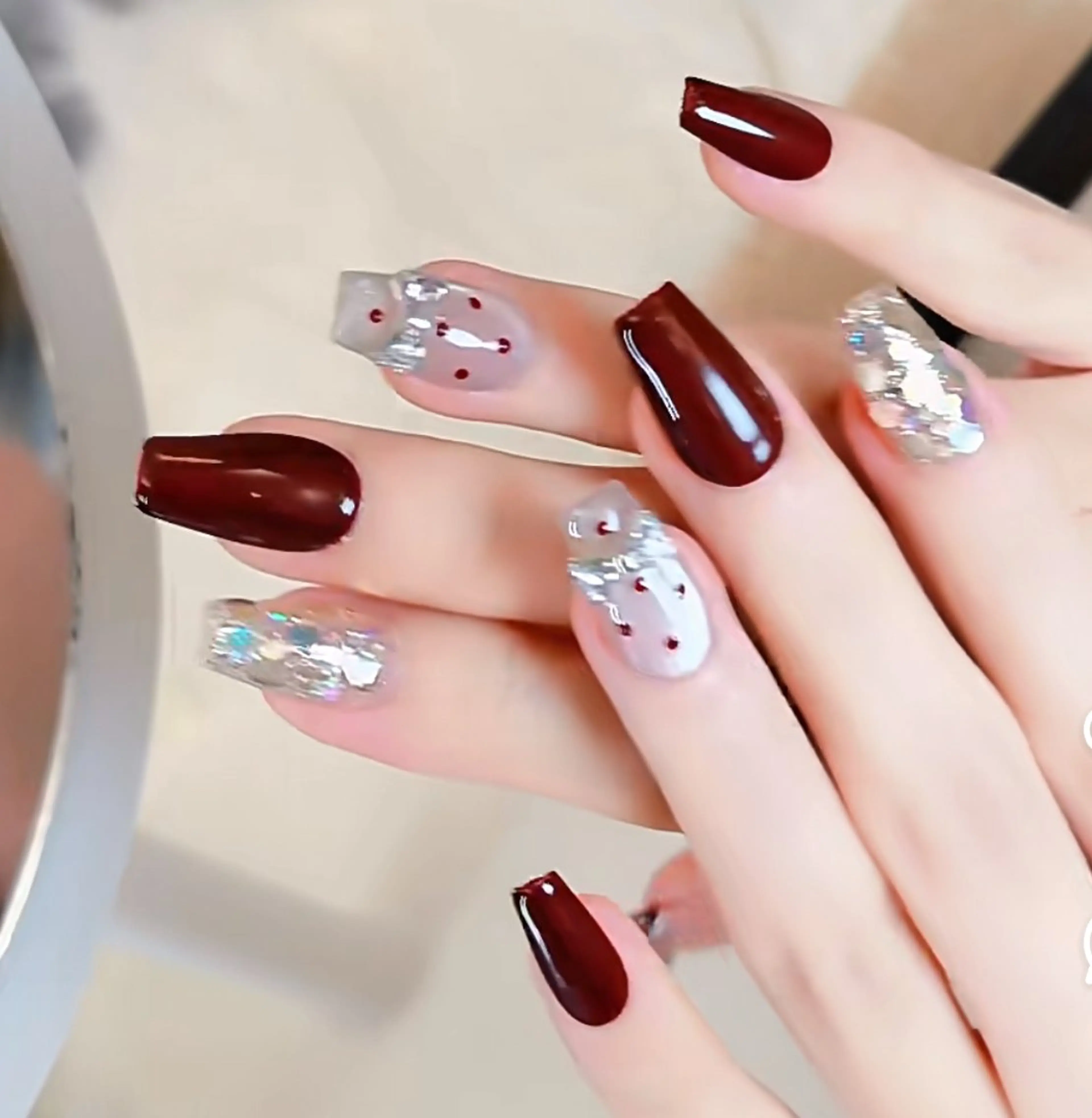 ネイル ハンドネイル Beauty Build Upのネイルデザイン