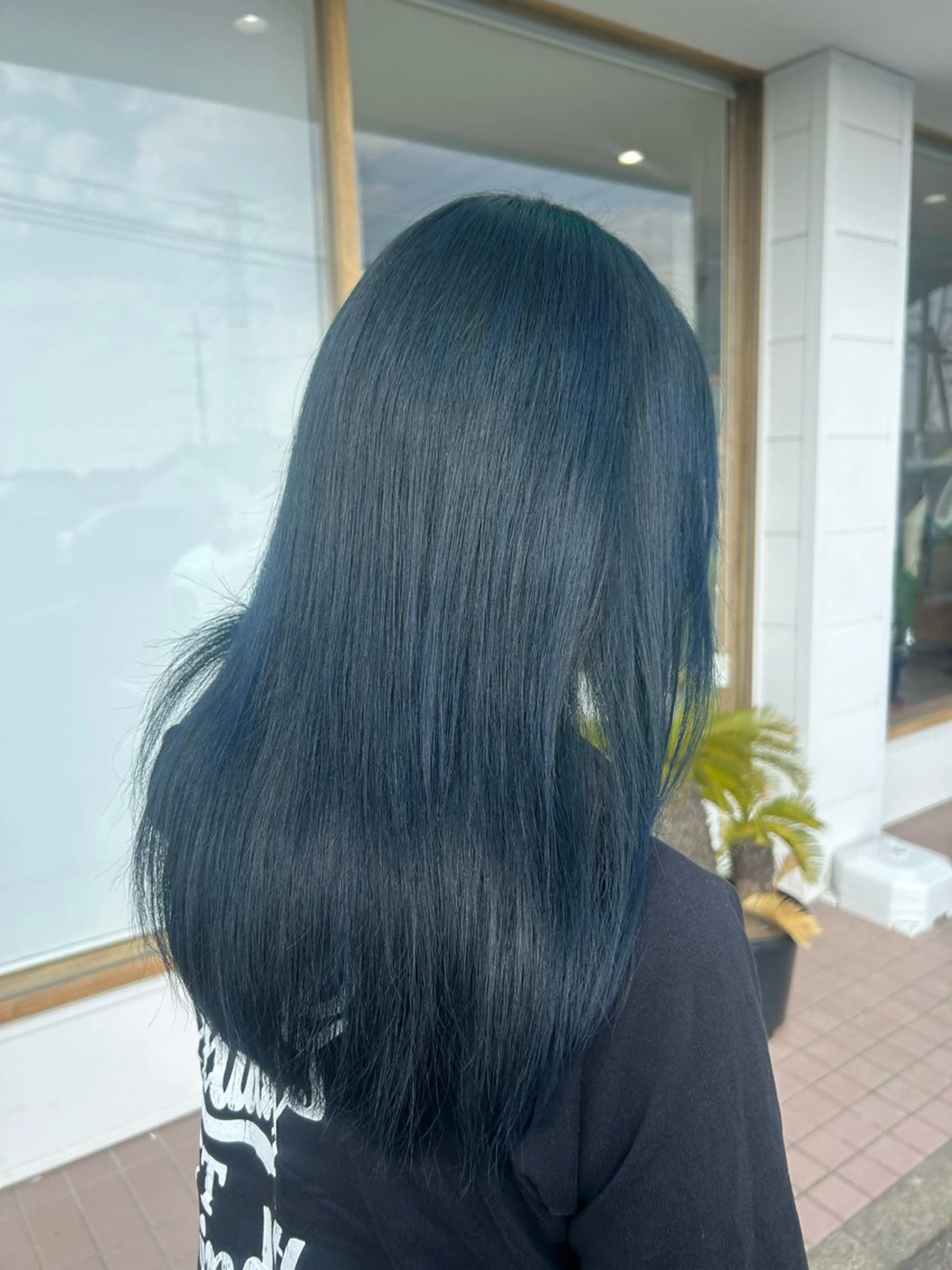 セミロング カラー ブルーカラー ブルージュ きらく あやののヘアスタイル