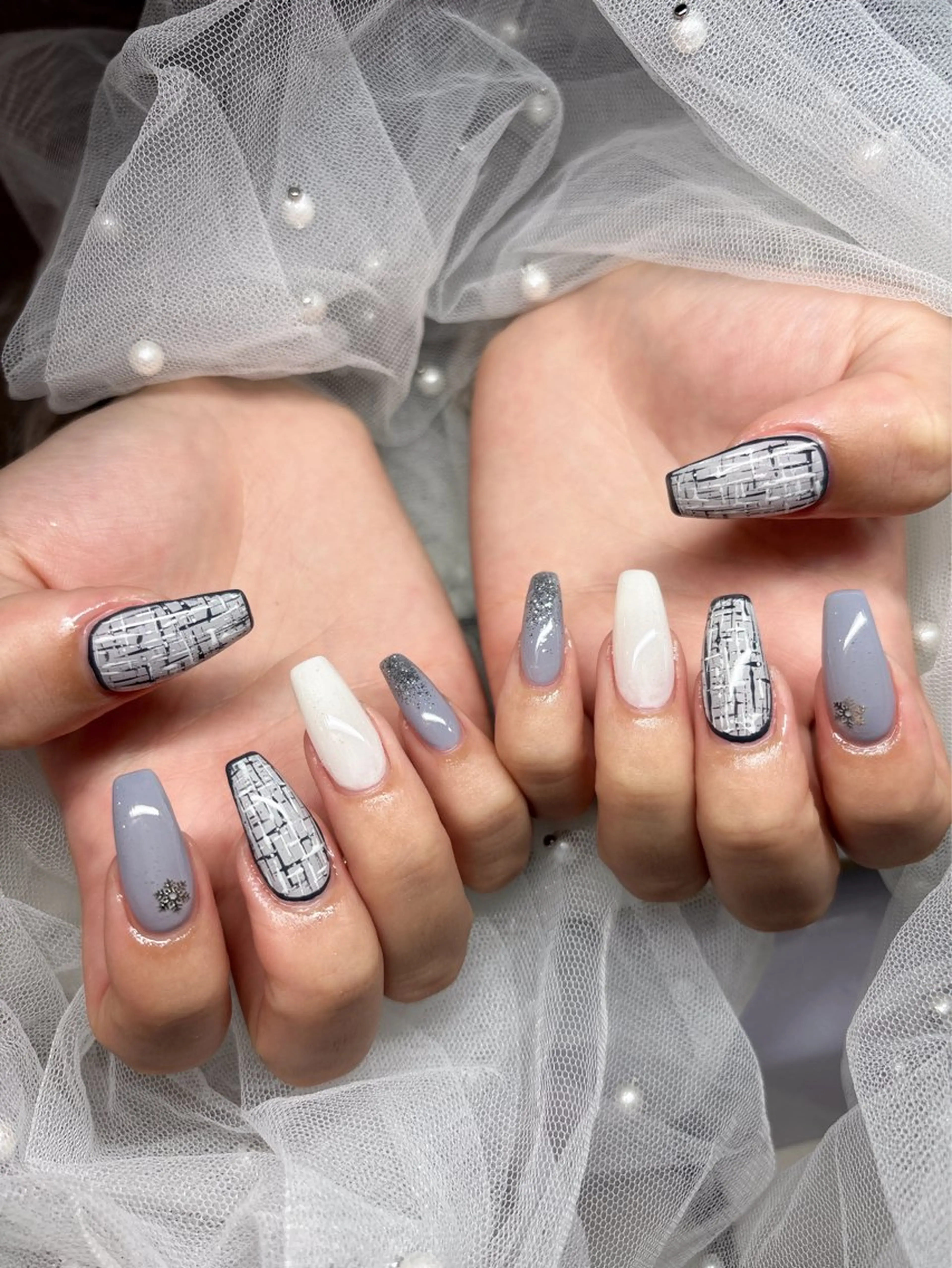 ネイル 冬ネイル ハンドネイル happiness nailのネイルデザイン