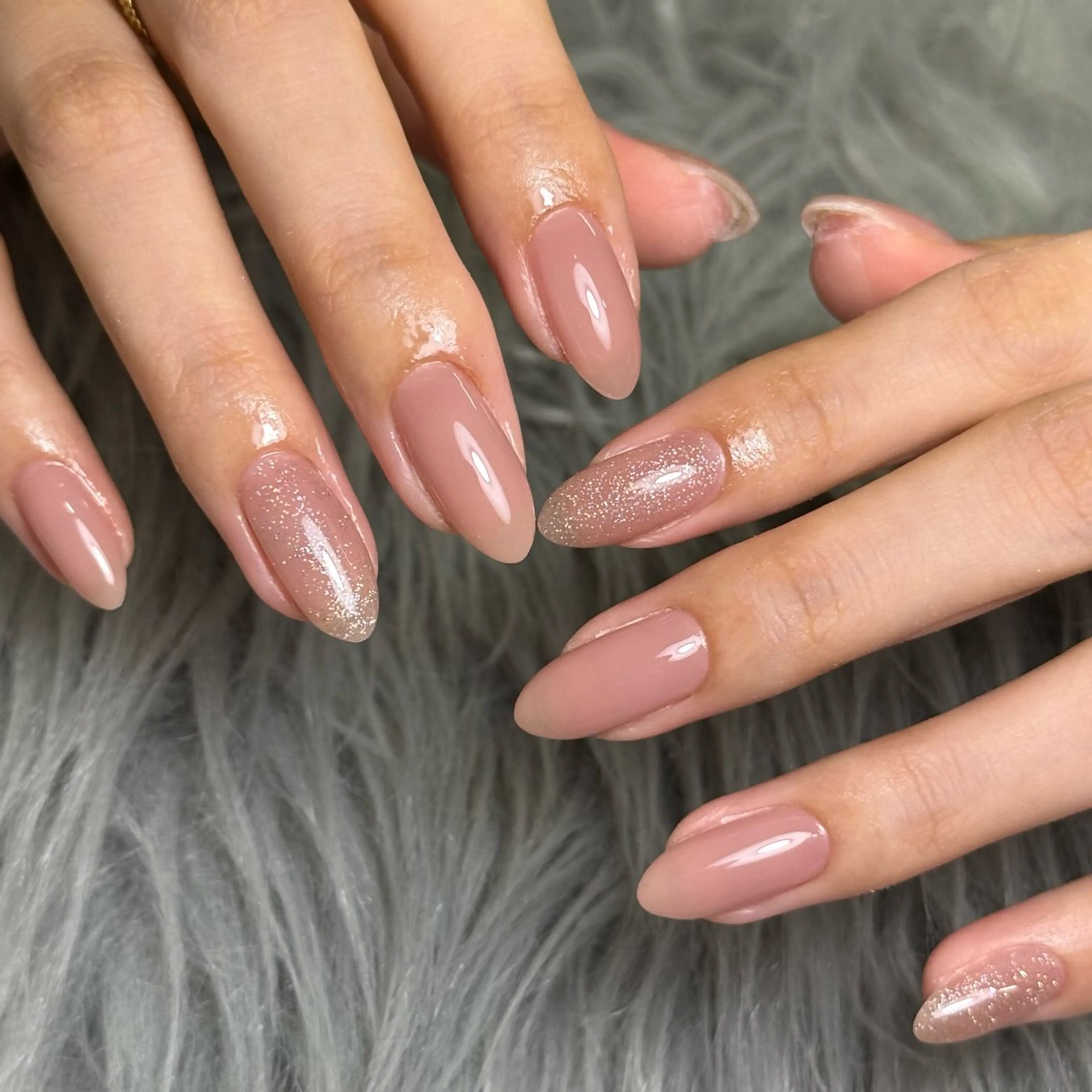 ネイル キラキラネイル ラメ(グリッター) マグネットネイル ワンカラーネイル ハンドネイル Nail salon h所属・nail salon h🎀小夏のネイルデザイン