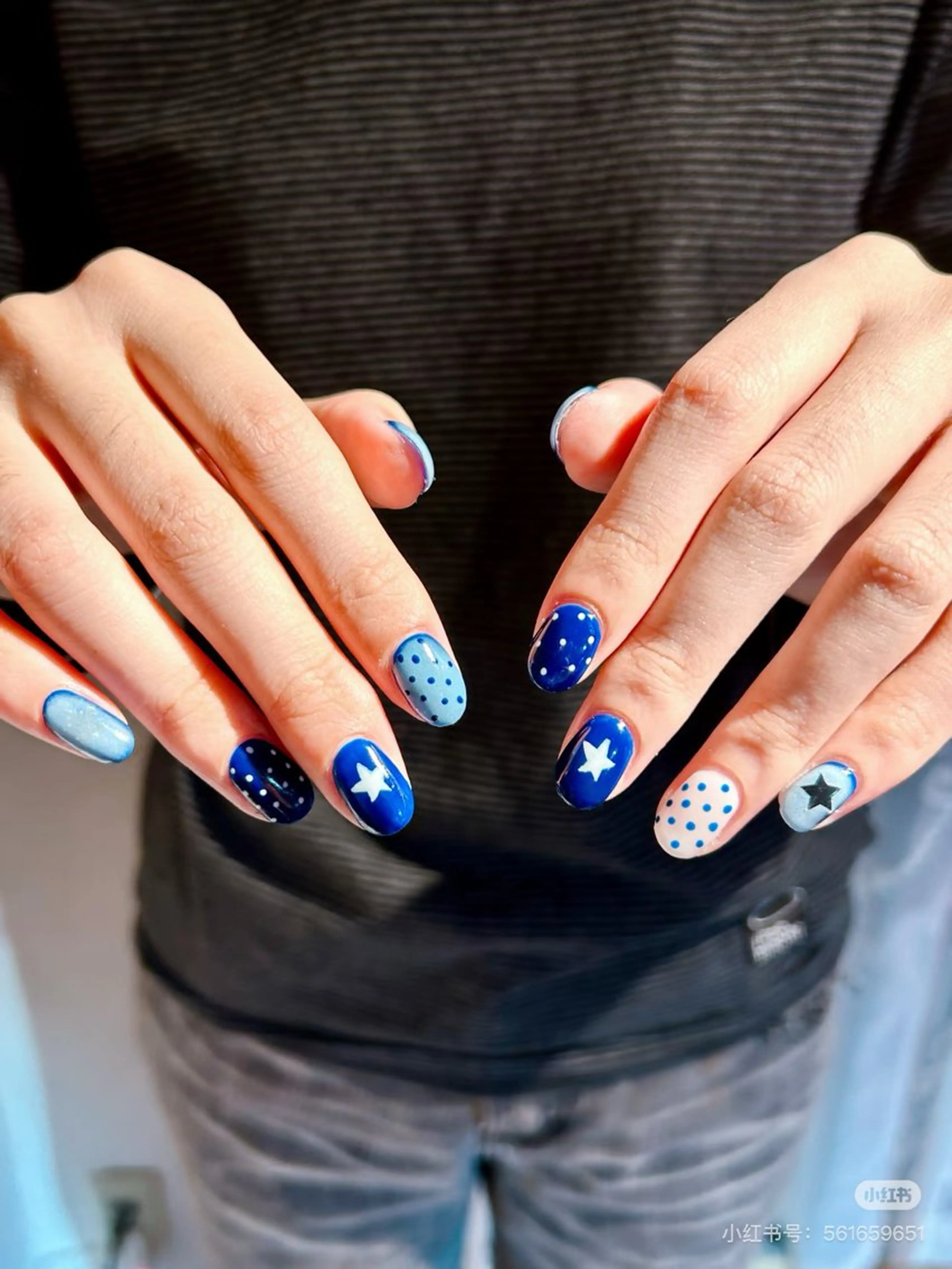 ネイル 成人式 フラッシュネイル ガーリー 韓国ネイル マグネットネイル リボン、ガーリー パーツ放題専門店のネイルデザイン