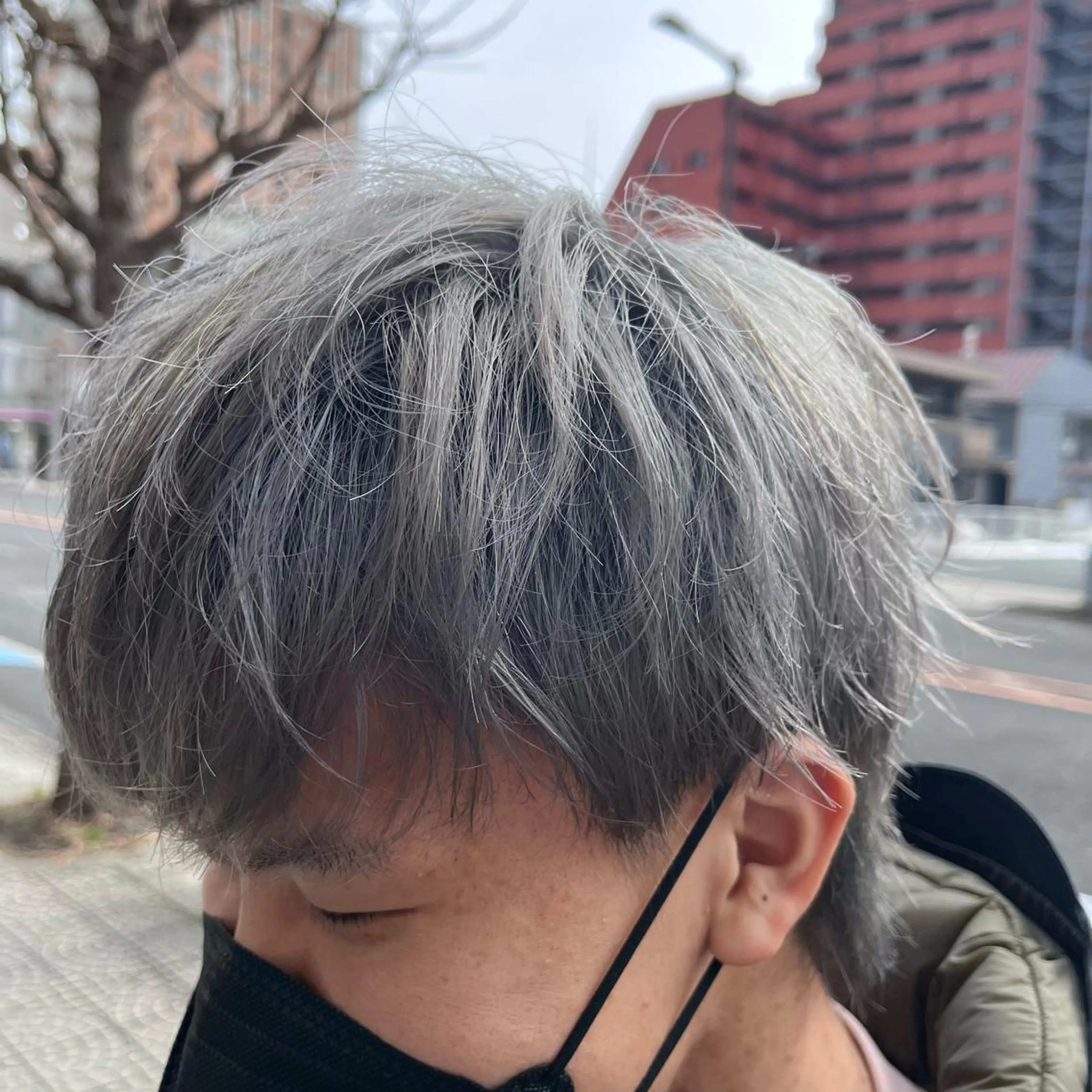 ショート アッシュ 卒業式のヘアスタイル ヘアカラー Log(ログ)所属・Log 坂牛匠のヘアスタイル