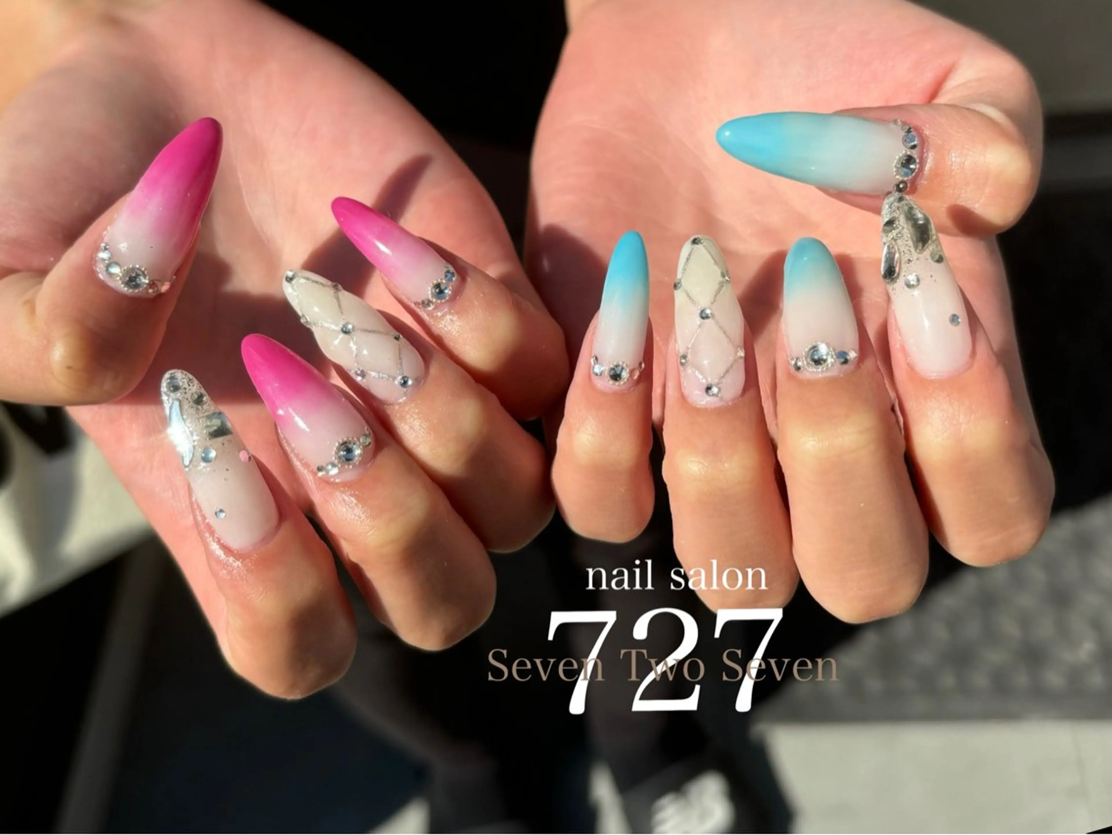 ネイル ハンドネイル 727 nailのネイルデザイン