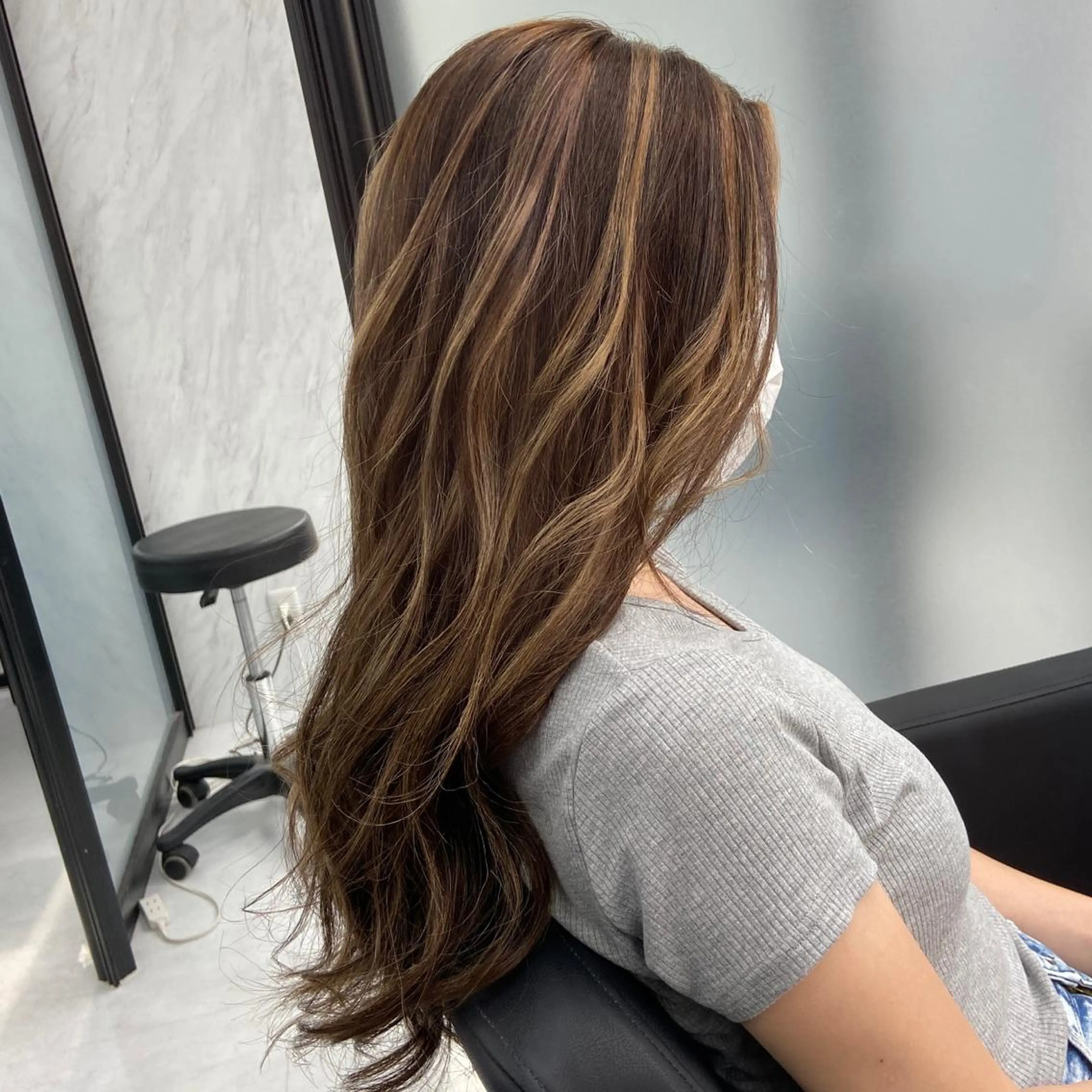 ロング カラー ハイトーンカラー ヘアカラー ミルボンAujua認定サロン Ria  OSAKA 梅田所属・メンズ、エクステ特化 Ryuのヘアスタイル