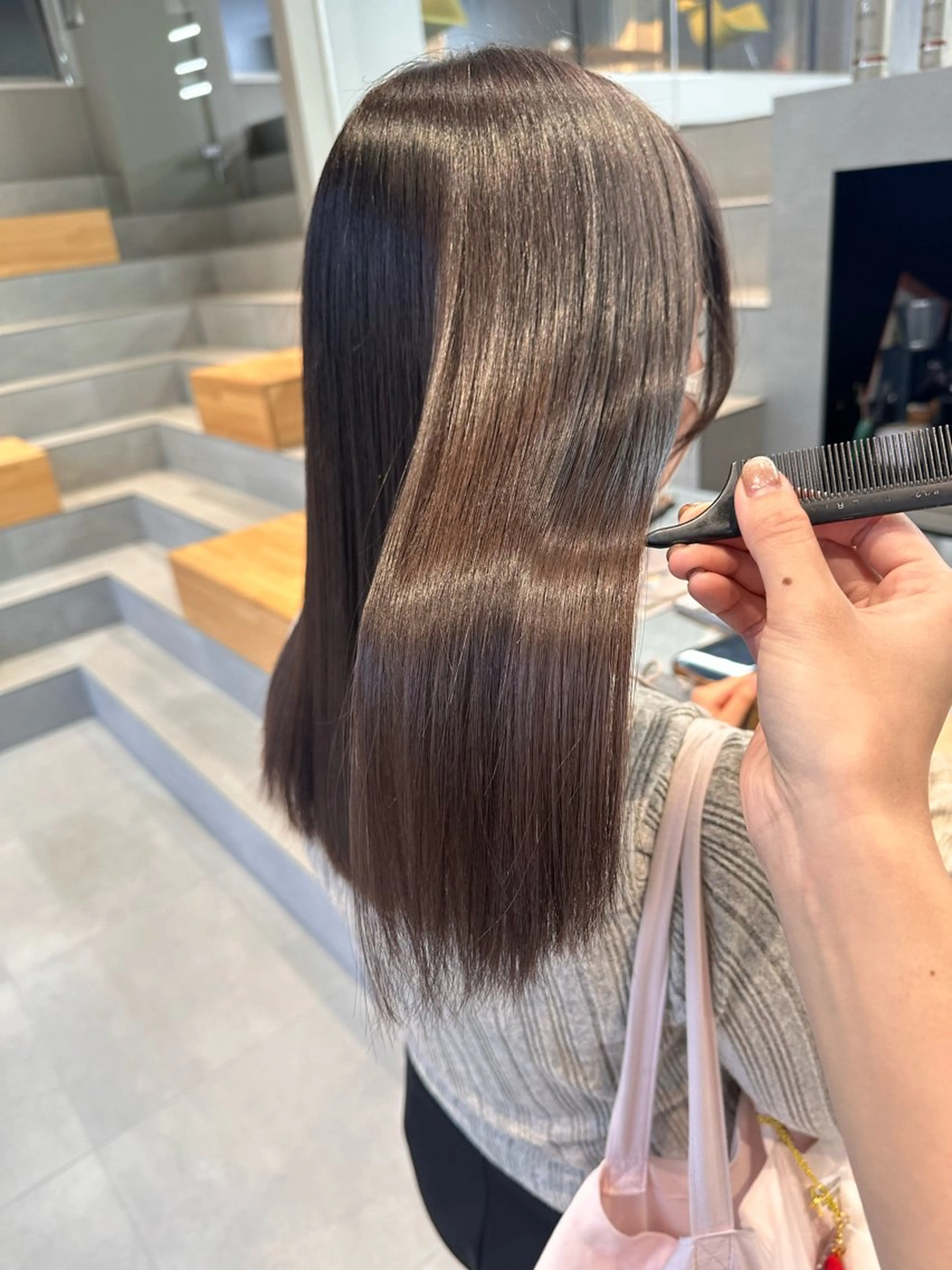 ロング カラー 髪質改善 トリートメント カット ヘアカラー トリートメント 染谷 遥花のヘアスタイル