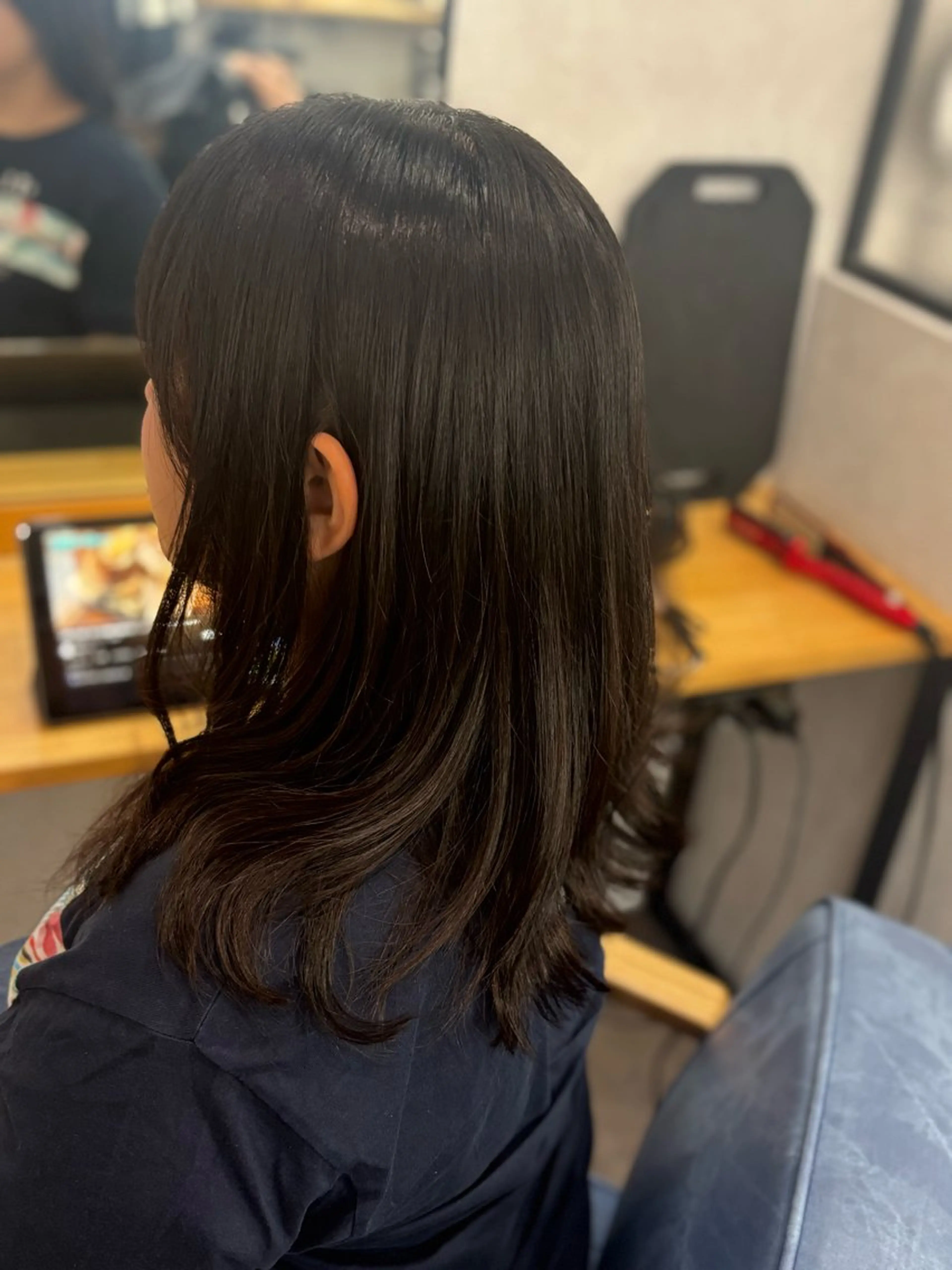 セミロング くびれヘア くびれレイヤー レイヤーカット カット エクステ/心斎橋/ ハイトーン/ミサキのヘアスタイル