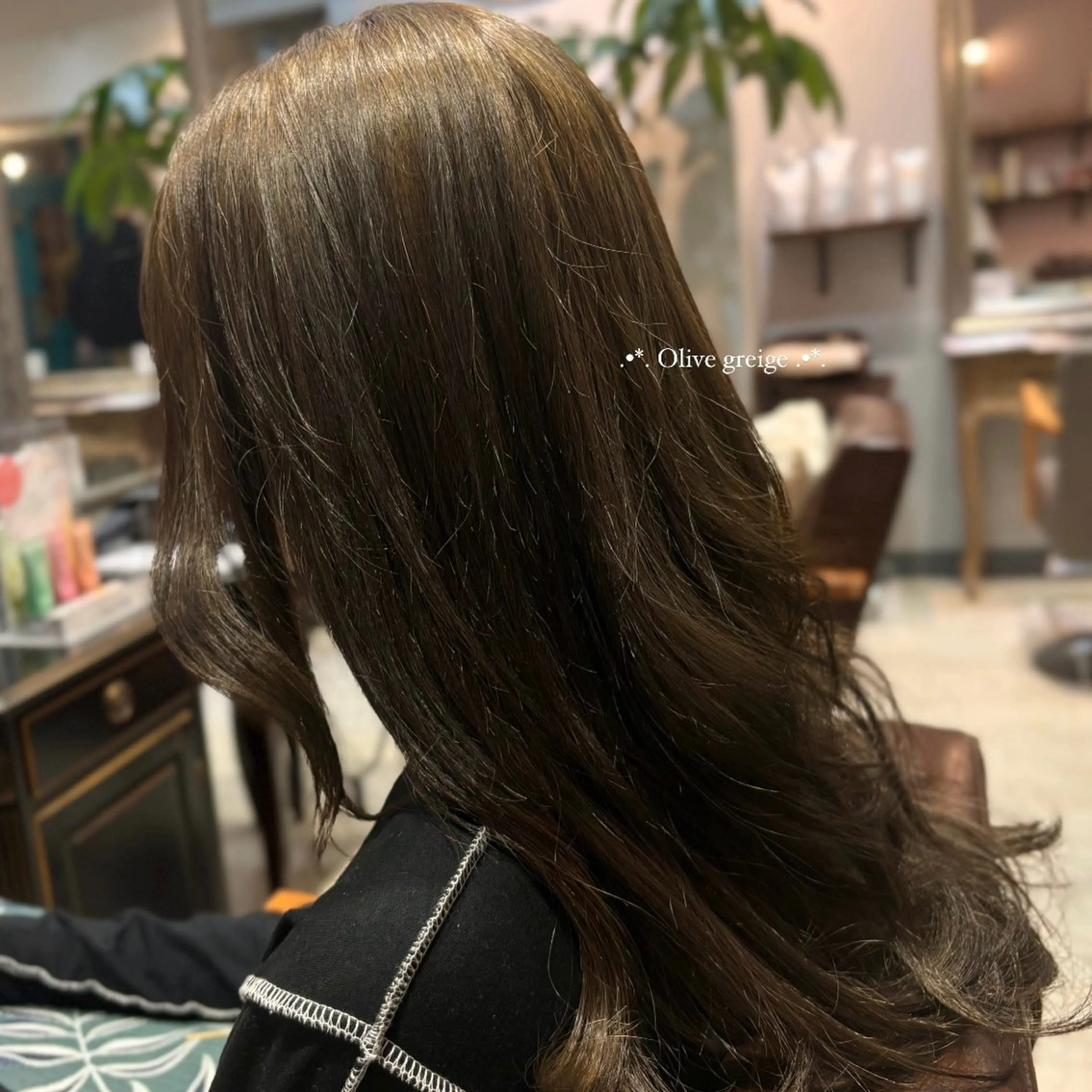 ロング カラー ブリーチ グレージュ ヘアカラー 🌱なゆみ🌱透明感 /ナチュラル/高宮のヘアスタイル