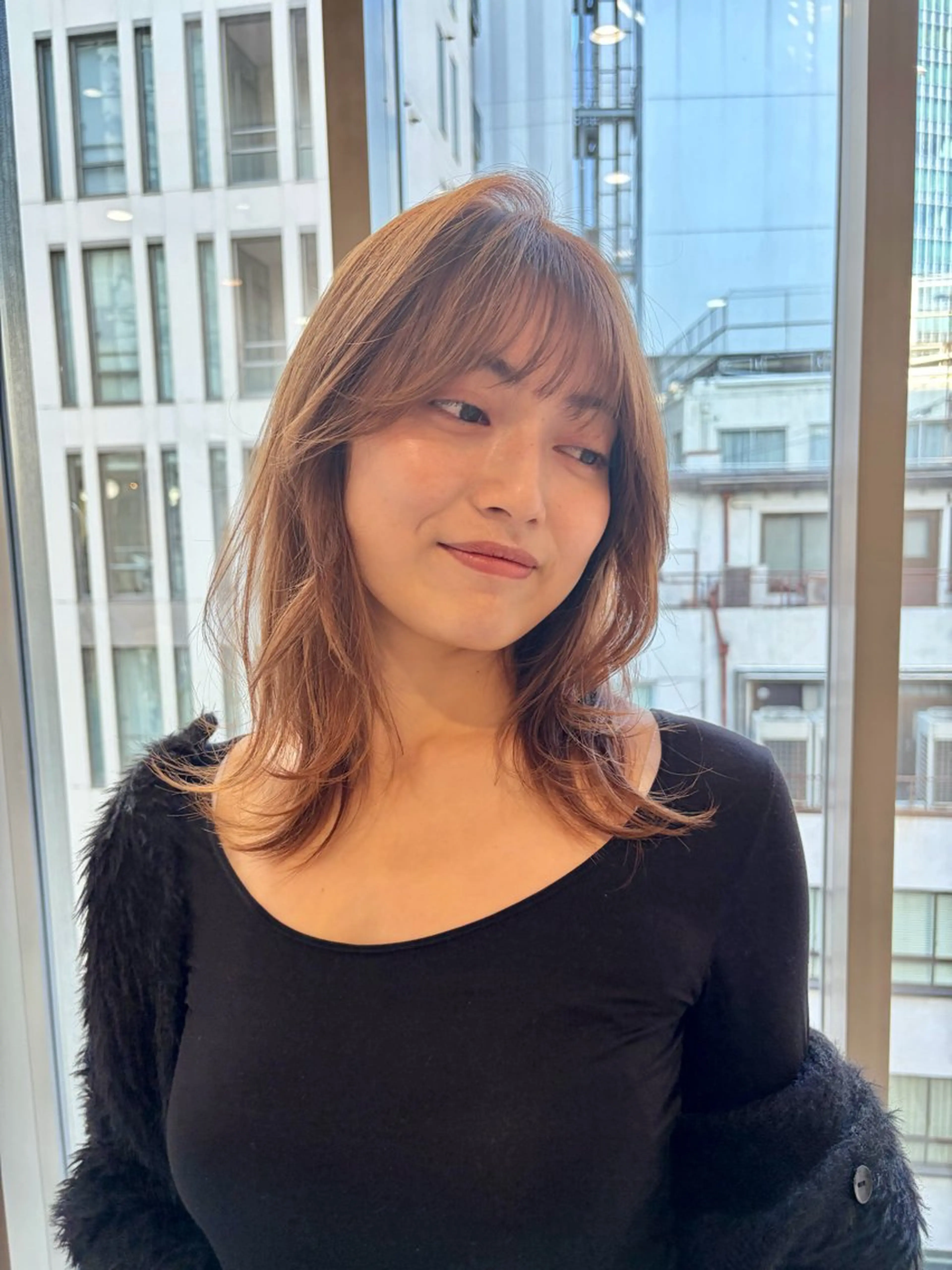 ミディアム カット ヘアカラー トリートメント くびれレイヤー 🌻秋月　日向🌻のヘアスタイル