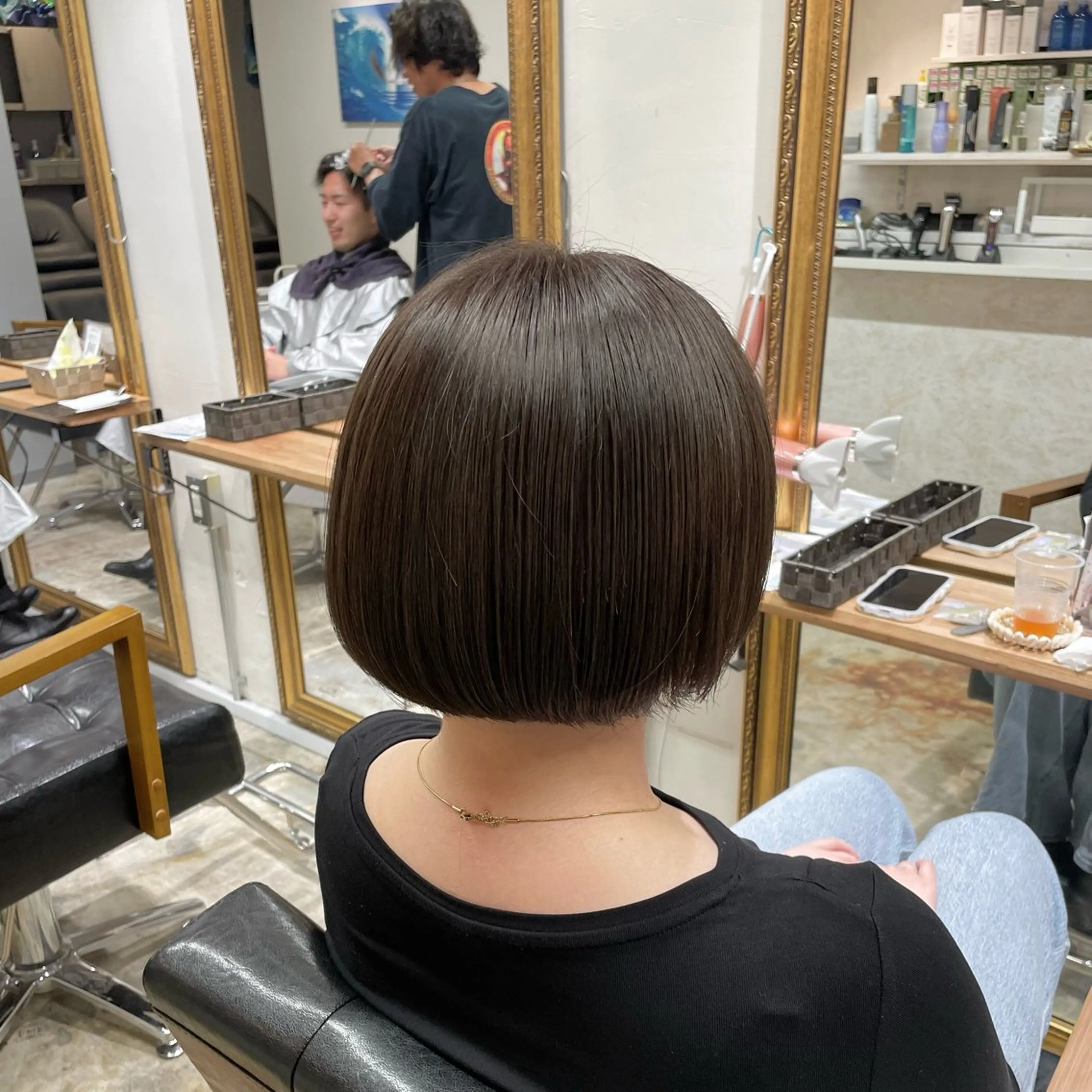 ショート カラー カット ヘアカラー 飯島朋香 オリーブベージュ🌿のヘアスタイル