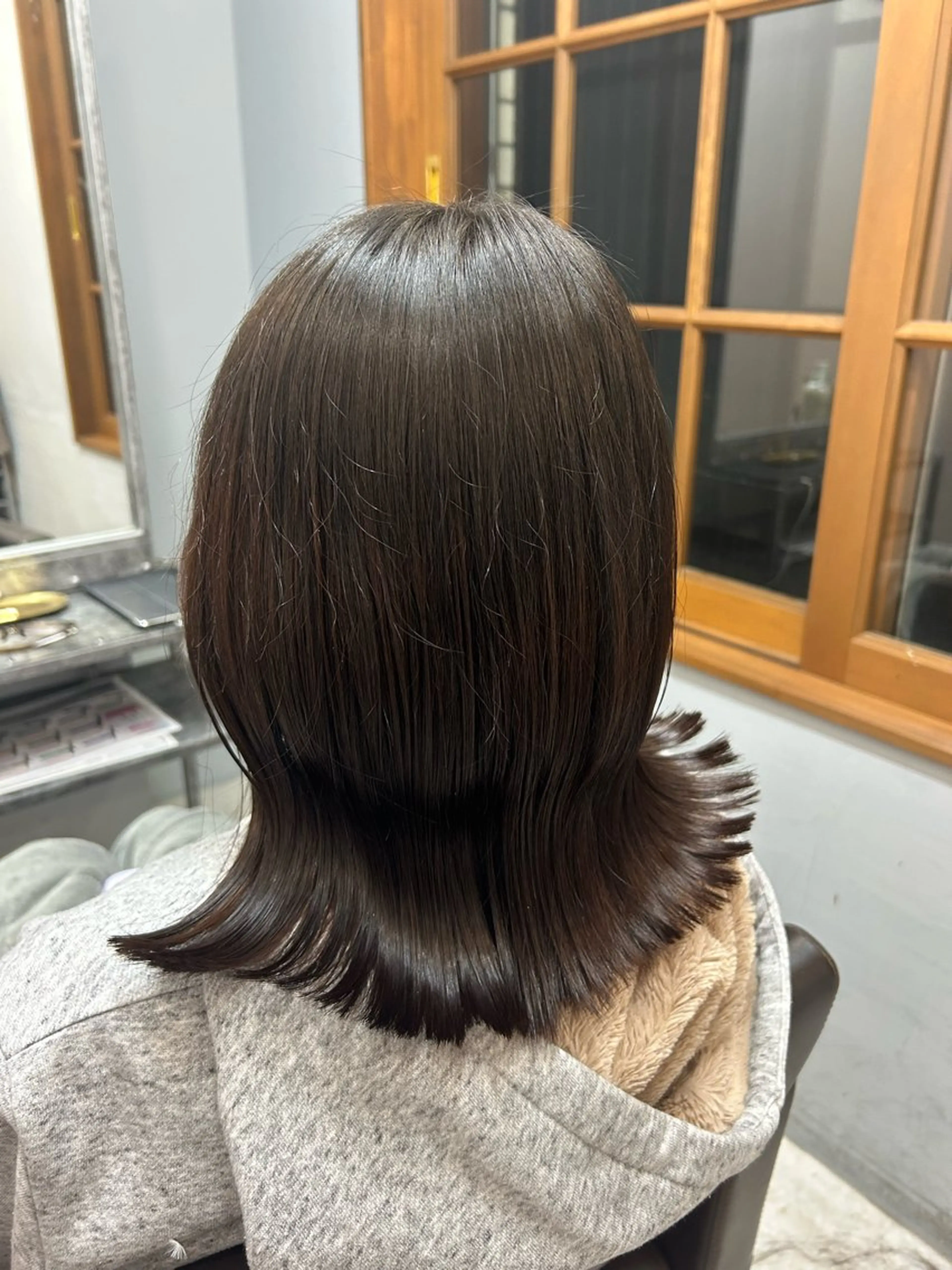 ミディアム カラー hair atelier OZ桑野店所属・阿佐見 若菜のヘアスタイル