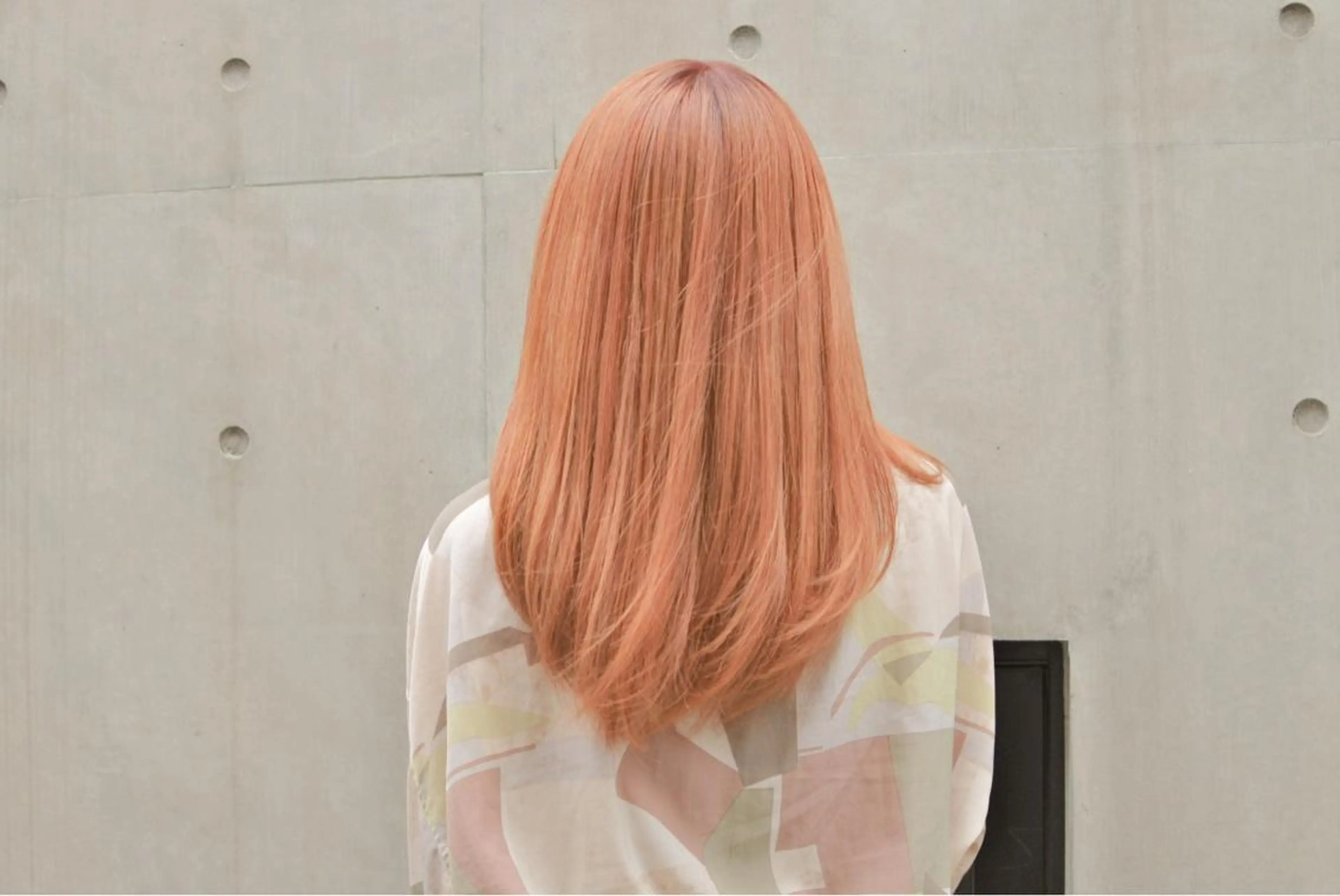 ロング カラー 艶髪ブリーチ 永井竜也のヘアスタイル