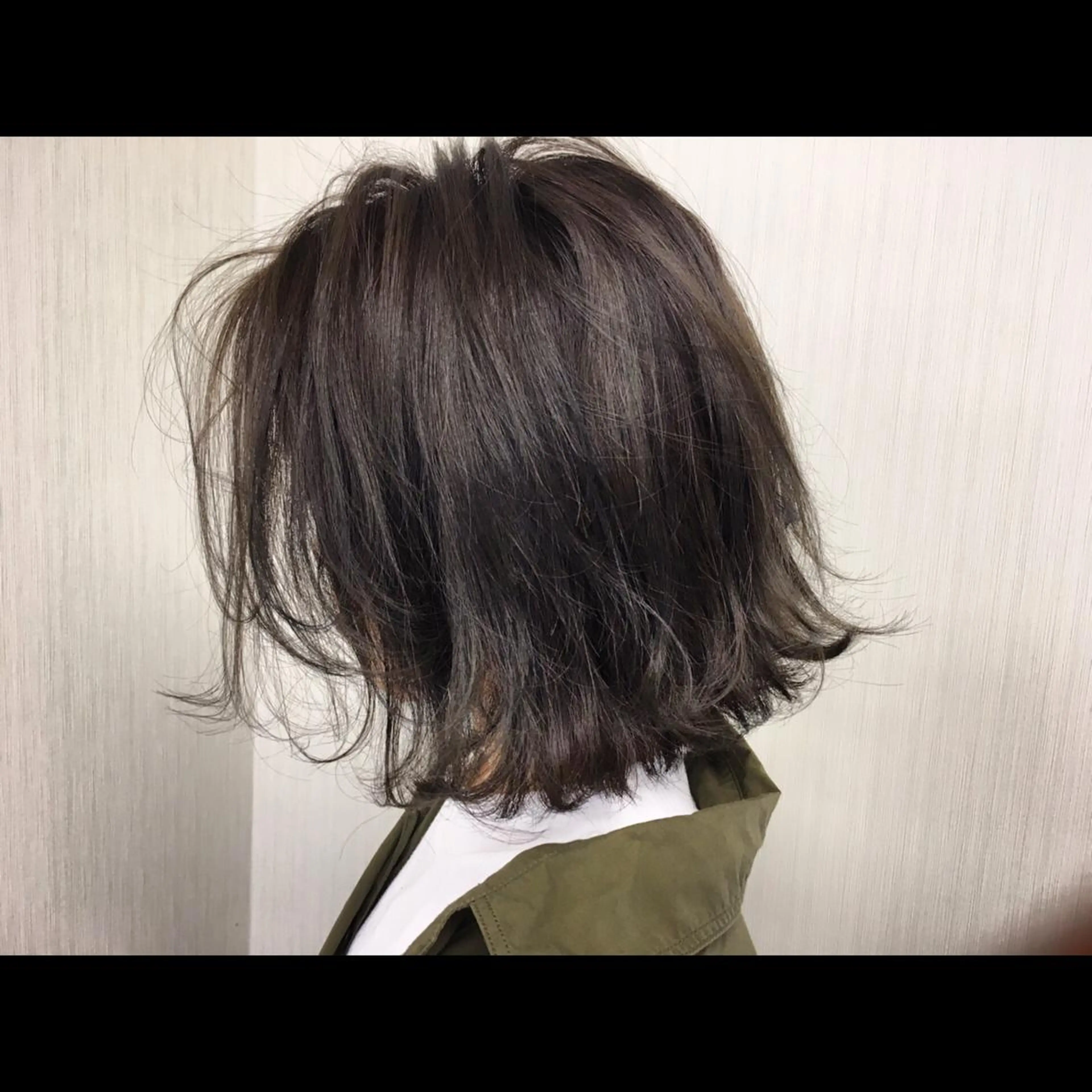 ショート カラー ヘアアレンジ ケアブリーチ白髪染め TAKUMIのヘアスタイル
