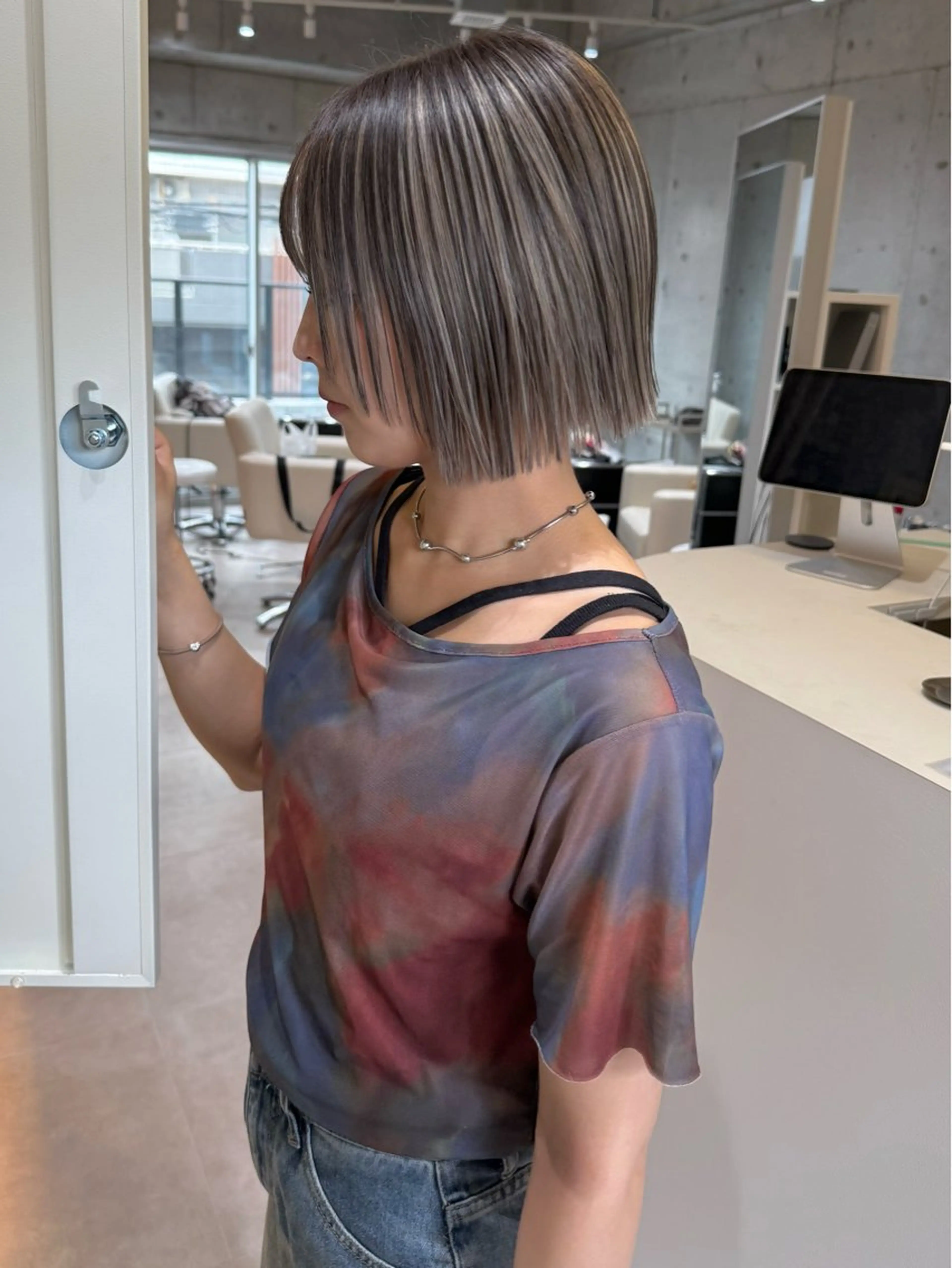 【ボブ・ショート限定】カット＋イヤリングカラーの写真