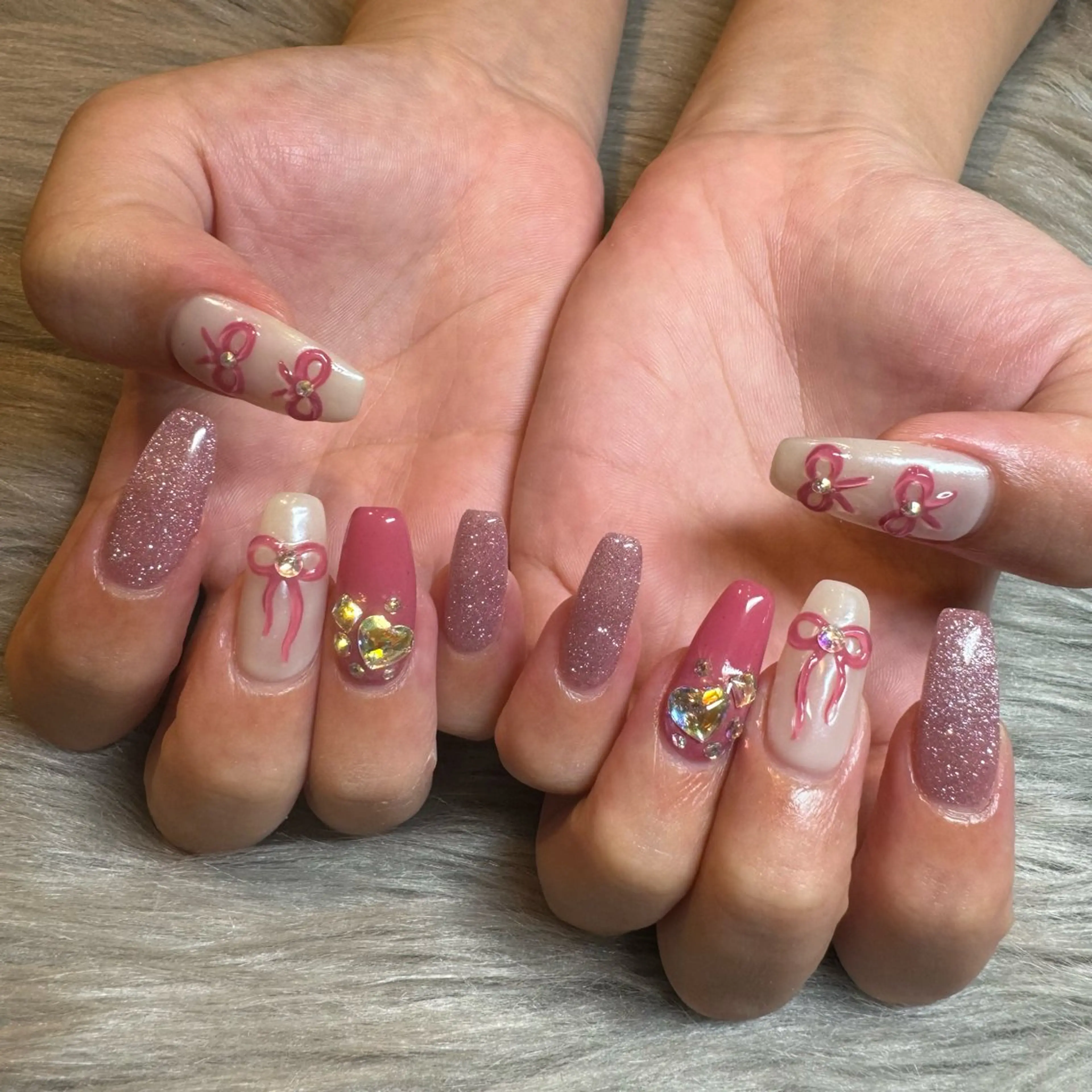 ネイル EARTH守谷店所属・🩶EARTH守谷店 YURA🦋のネイルデザイン