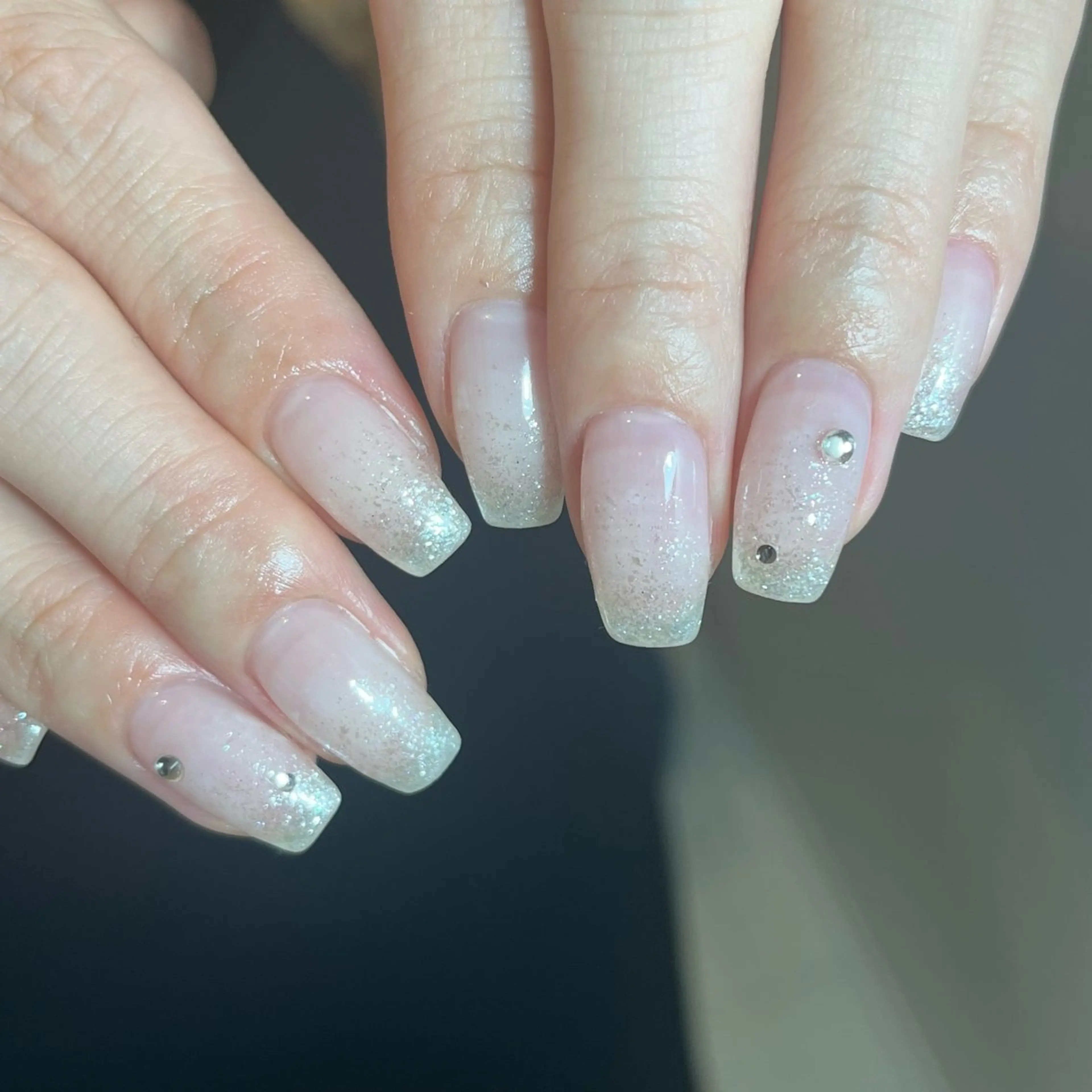 ネイル ハンドネイル NORA nail UMEDAのネイルデザイン