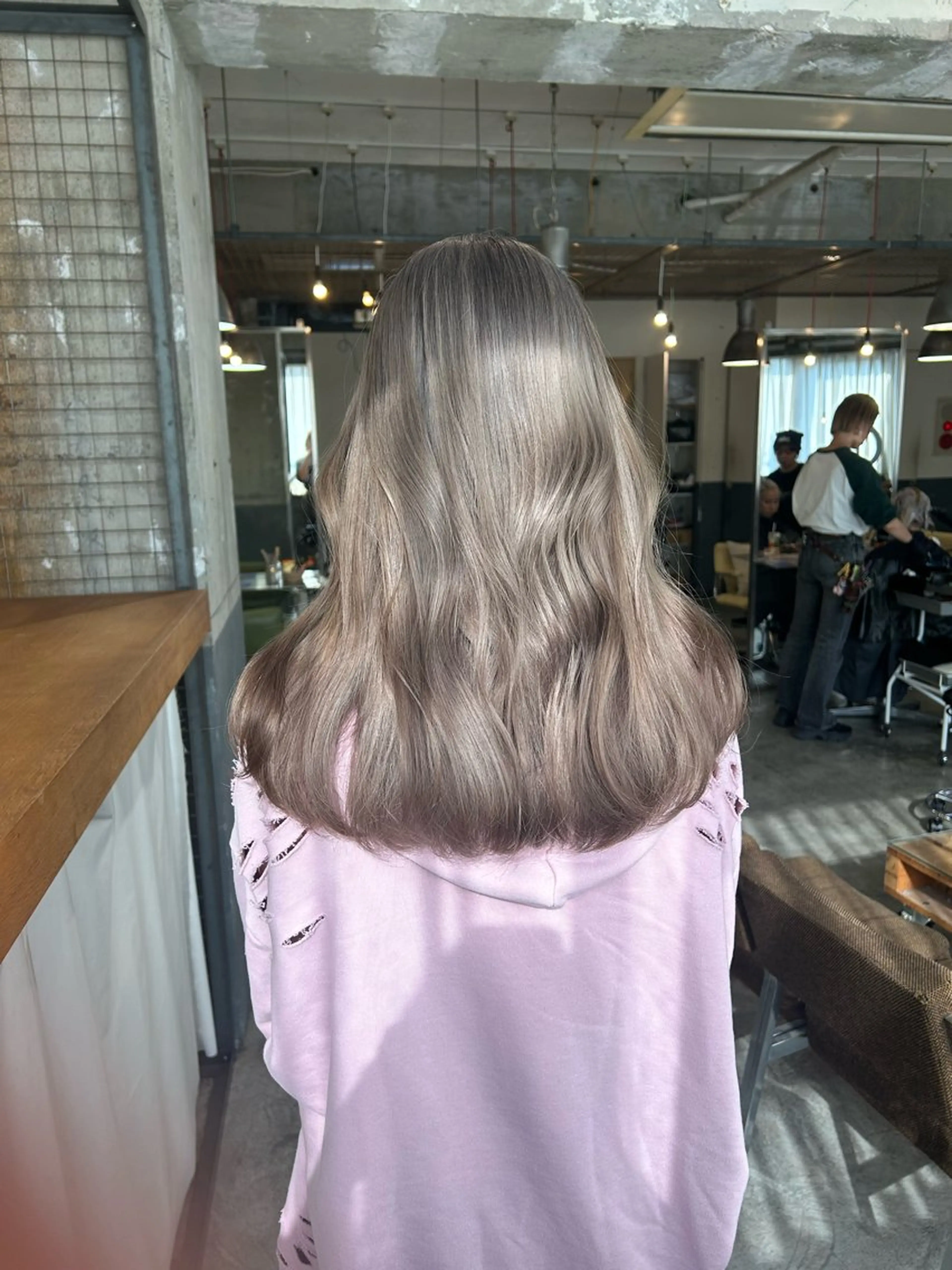 ロング カラー ブリーチ ブロンド ヘアカラー トリートメント 丸みショート /nagisaのヘアスタイル