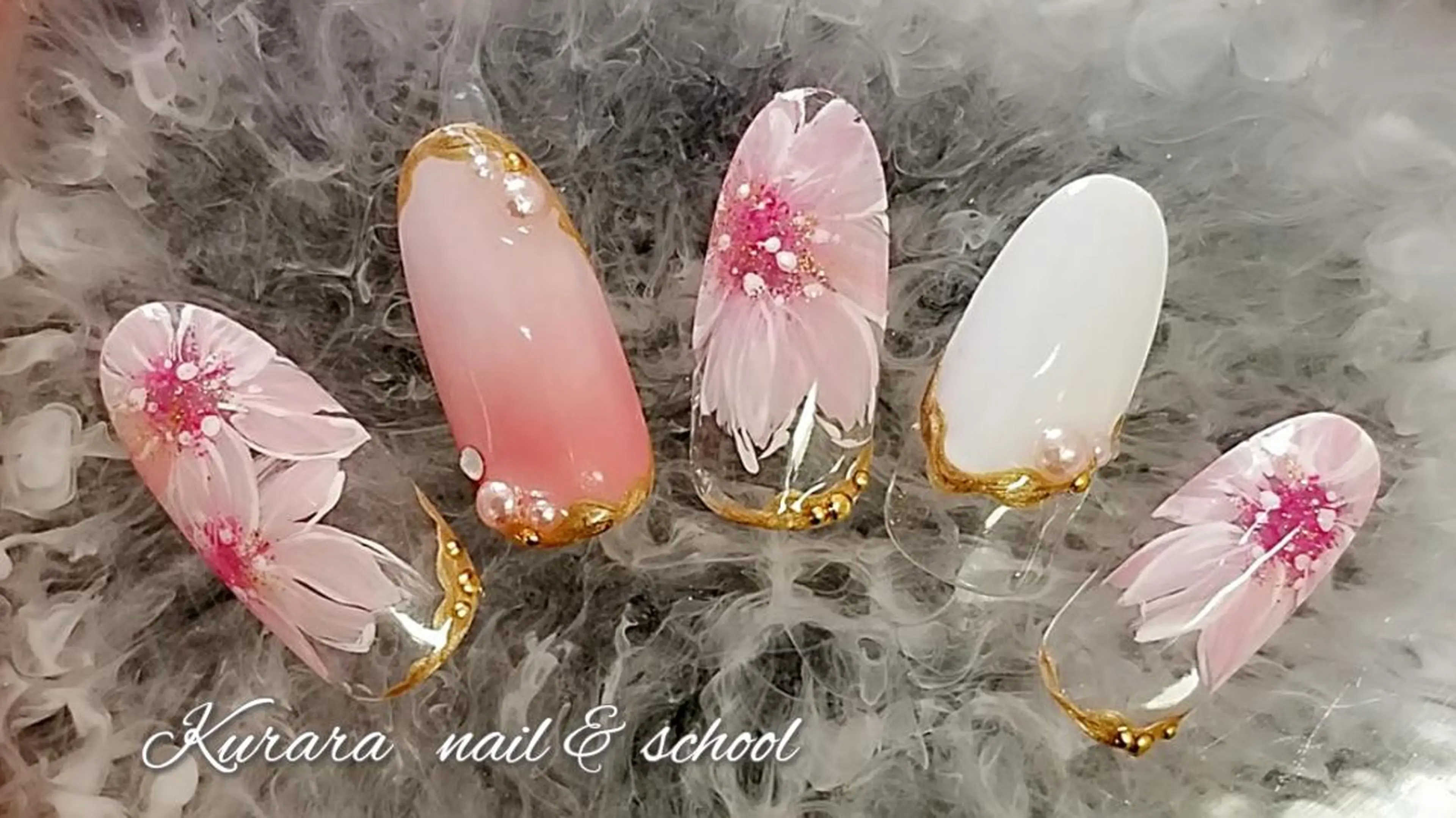 ネイル 桜ネイル Kurara Sawadaのネイルデザイン
