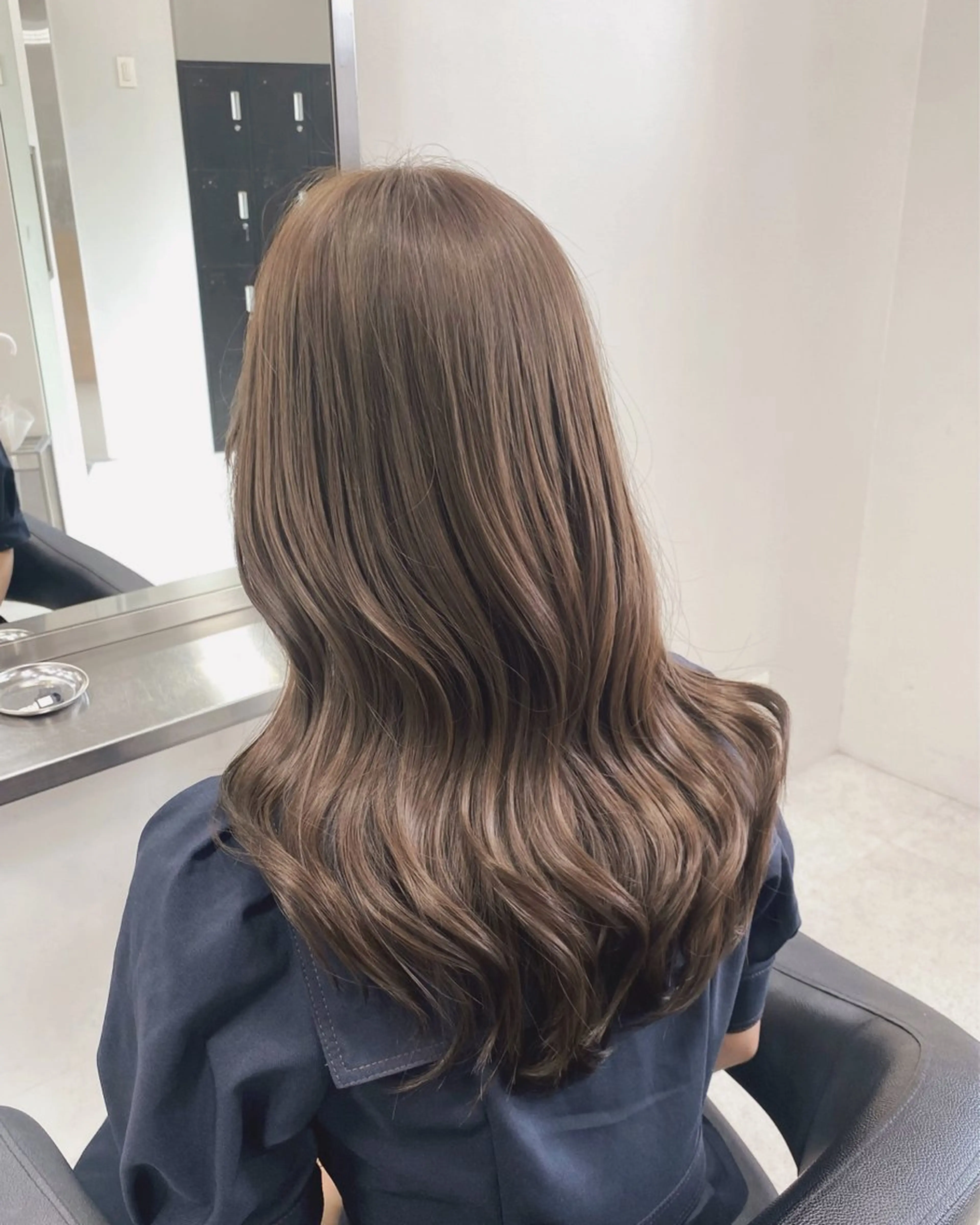 ミディアム カラー ヘアアレンジ ベージュカラー ブリーチ ブラウンカラー 透明感カラー ダブルカラー カット ヘアカラー トリートメント ヘアセット 藤岡 誠也のヘアスタイル