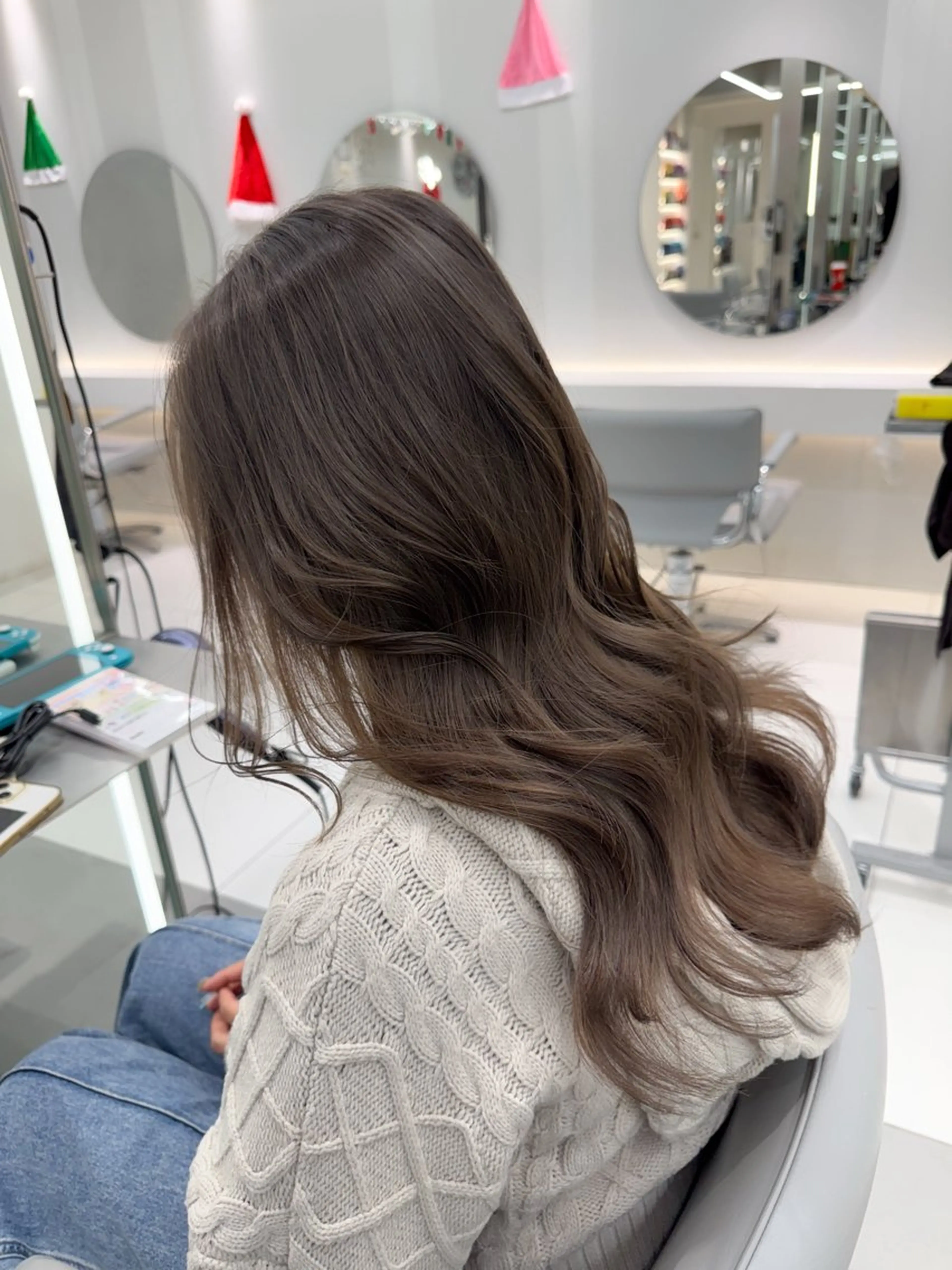 セミロング カラー 透明感カラー ダブルカラー グレージュ トリートメント /カラー/NAOKIのヘアスタイル