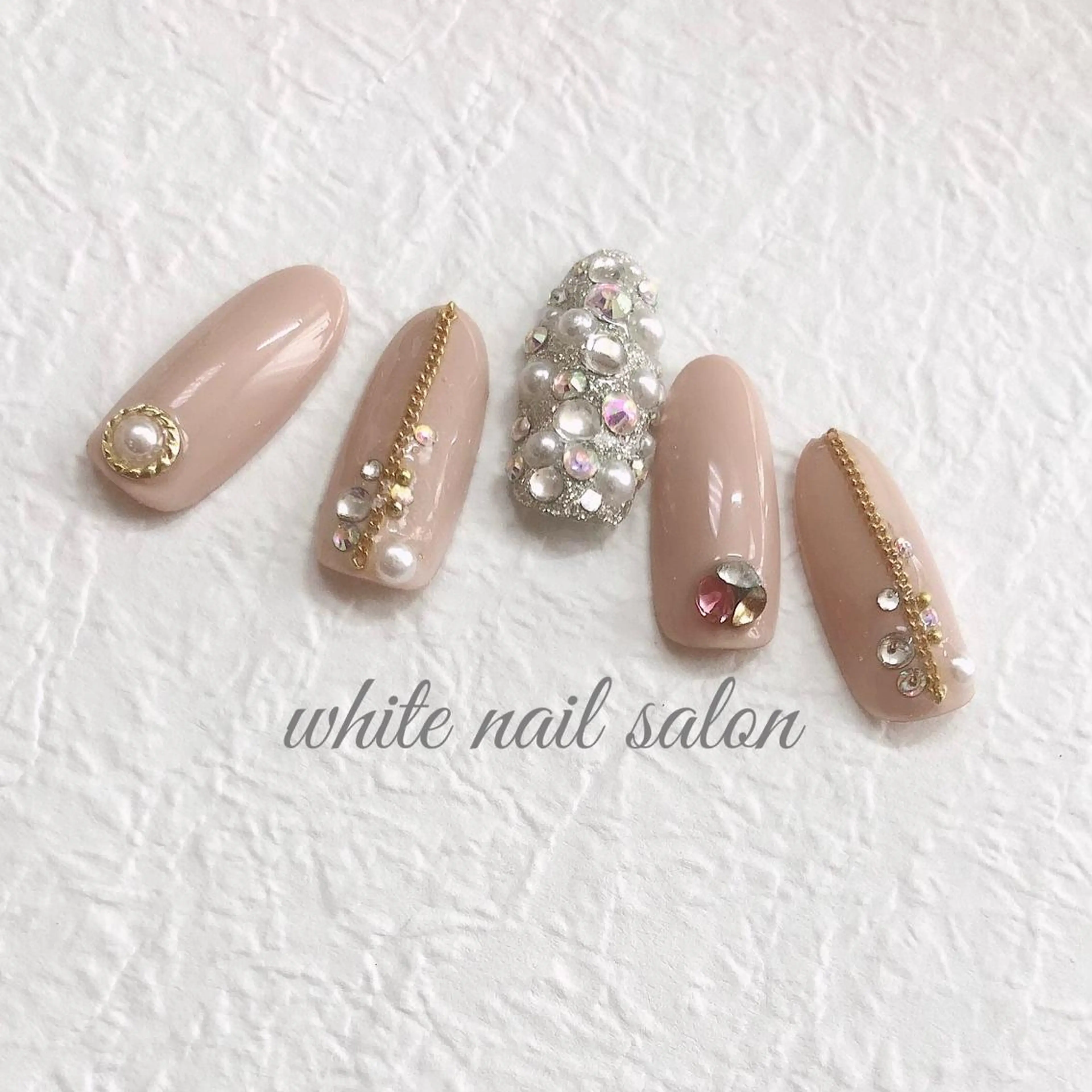 ネイル フットネイル ジェルネイル ハードジェル 持ち込み ソフトジェル white nail salonのネイルデザイン