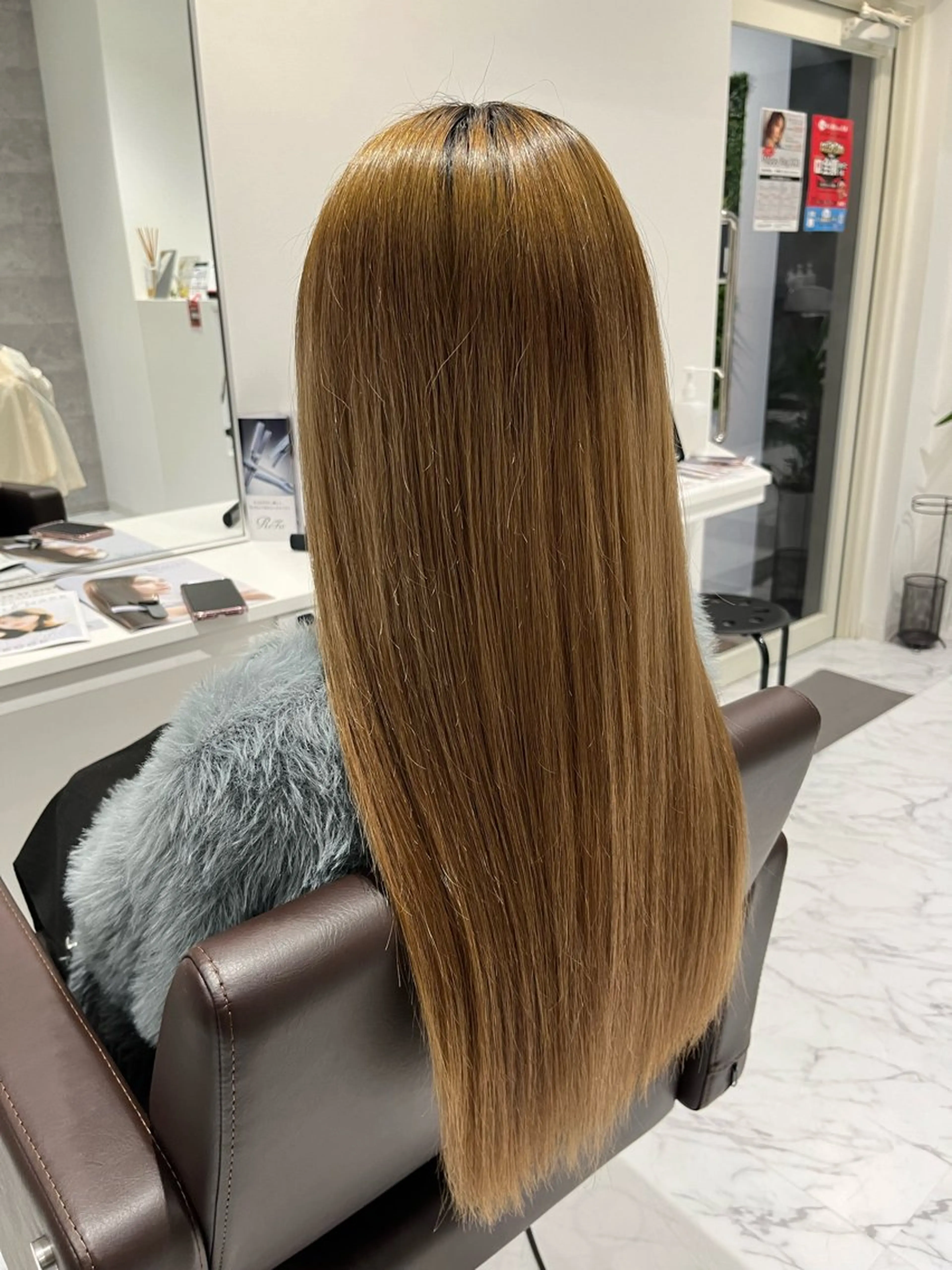 ロング カラー ヘアカラー トリートメント 坂本 理輝のヘアスタイル