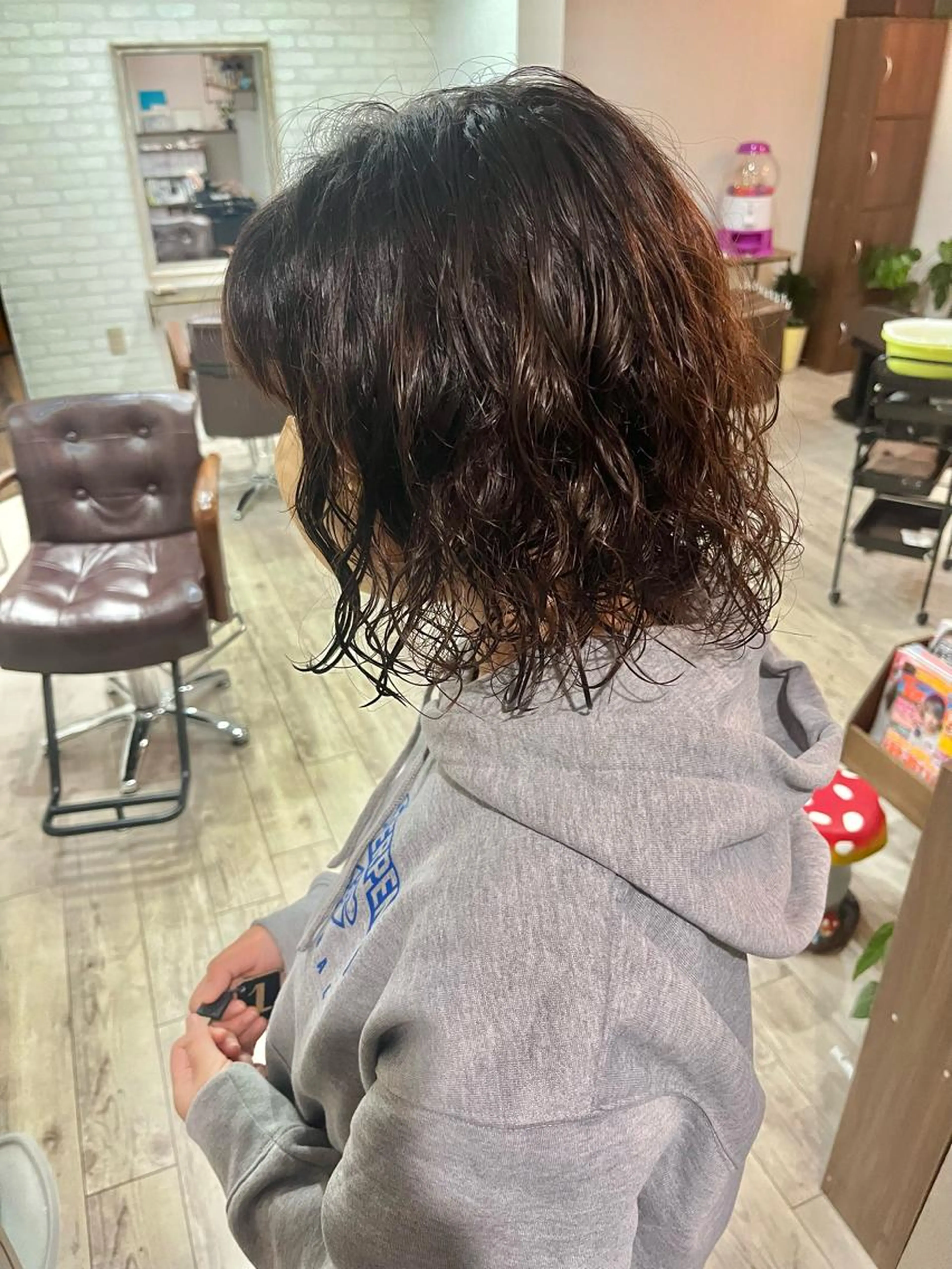 可愛くイメチェン♥【レディースカット+パーマ】の写真